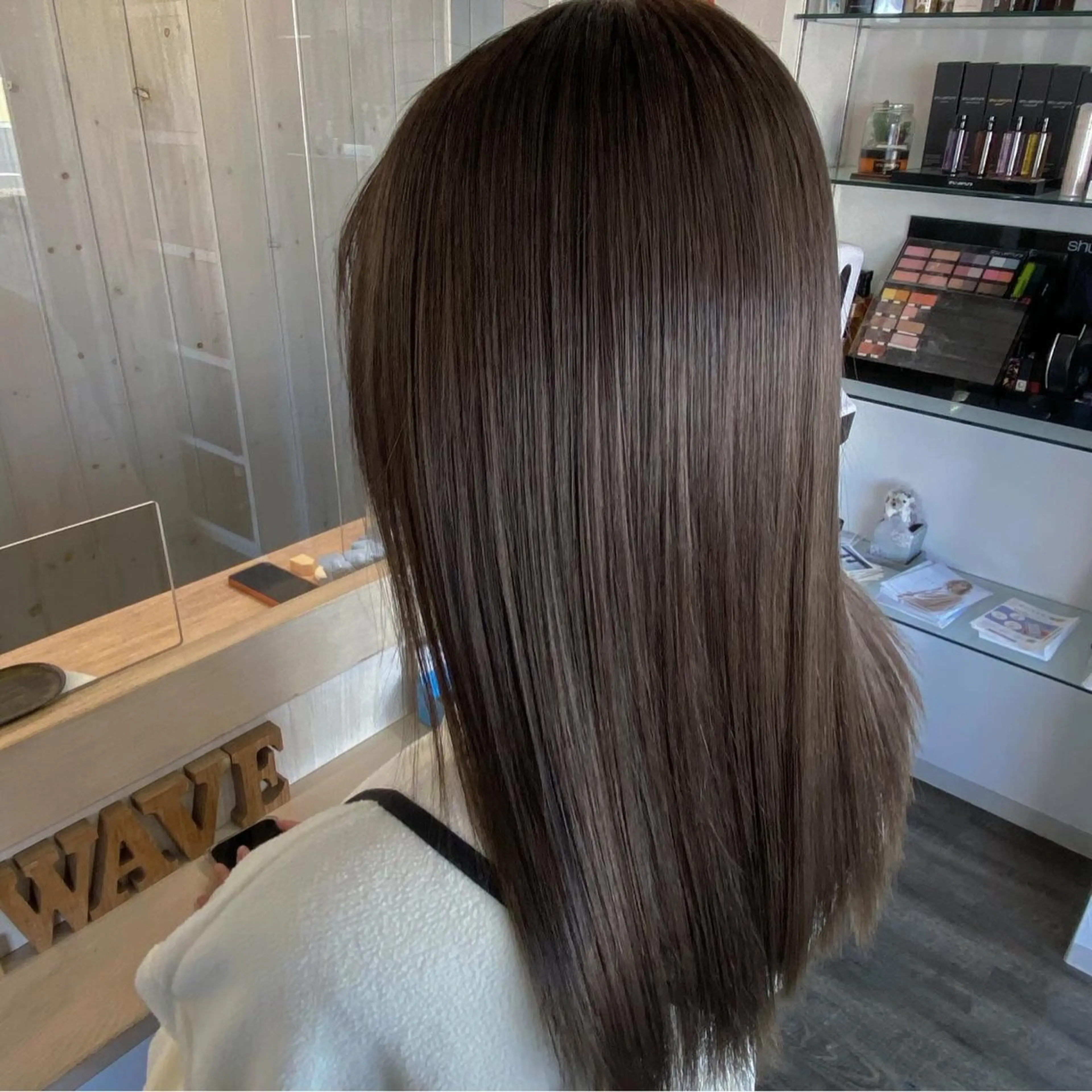 ミディアム 二宮 清峰のヘアスタイル