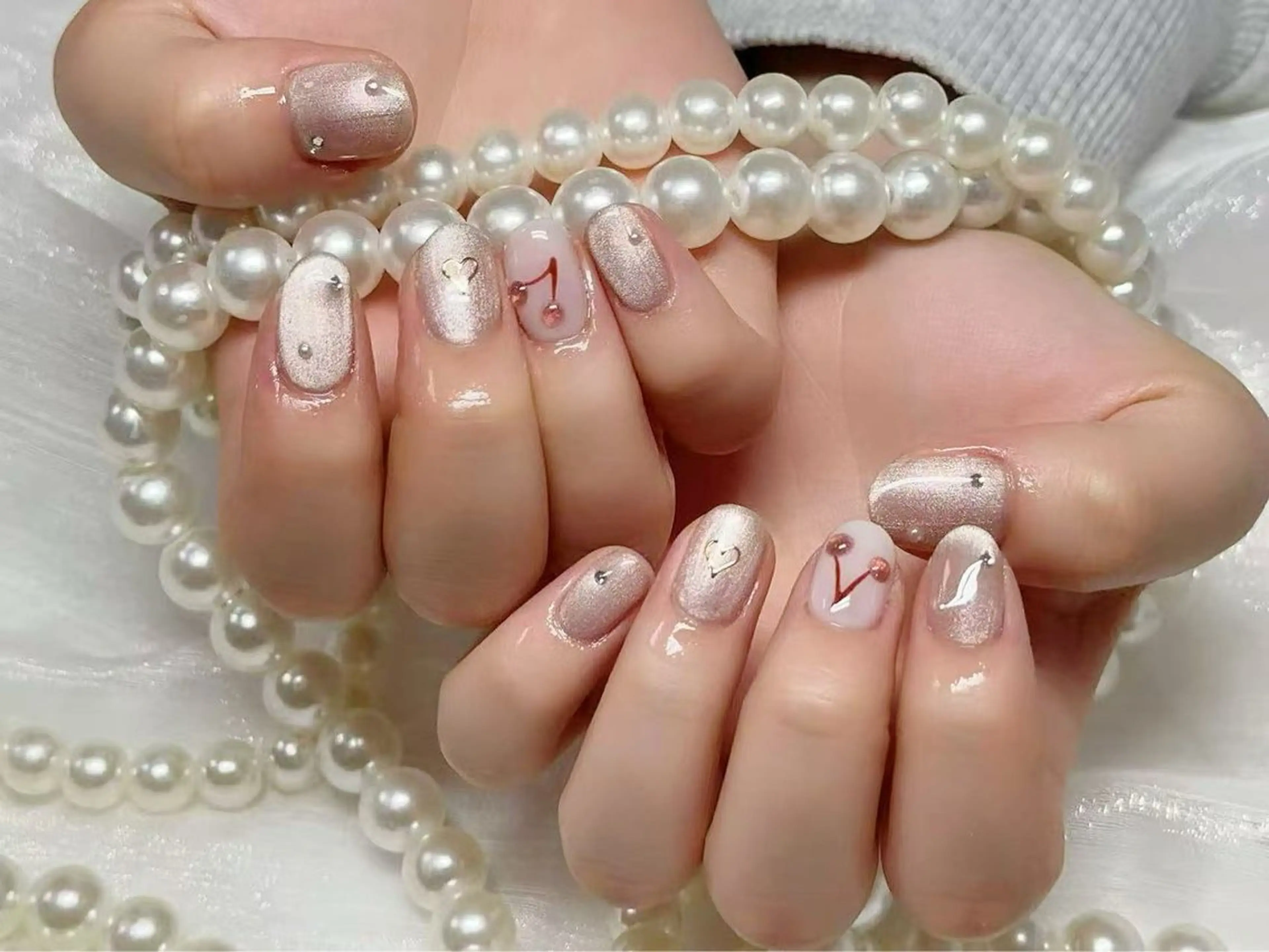 ネイル アートネイル クリアネイル 成人式 長さ出し フラッシュネイル かすみ ✨のネイルデザイン