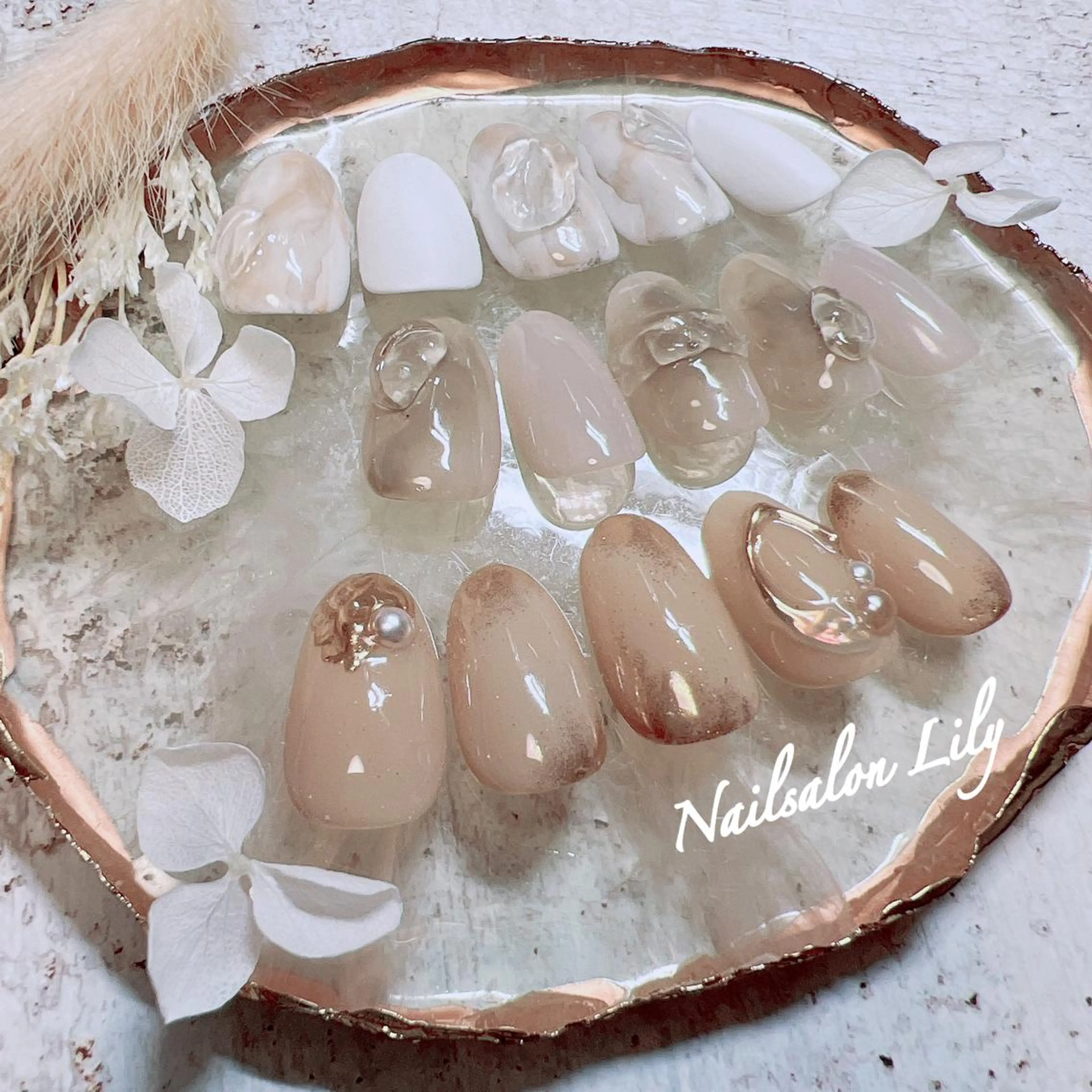 ネイル ハンドネイル Lily*nail 🌻Mii🌻のネイルデザイン