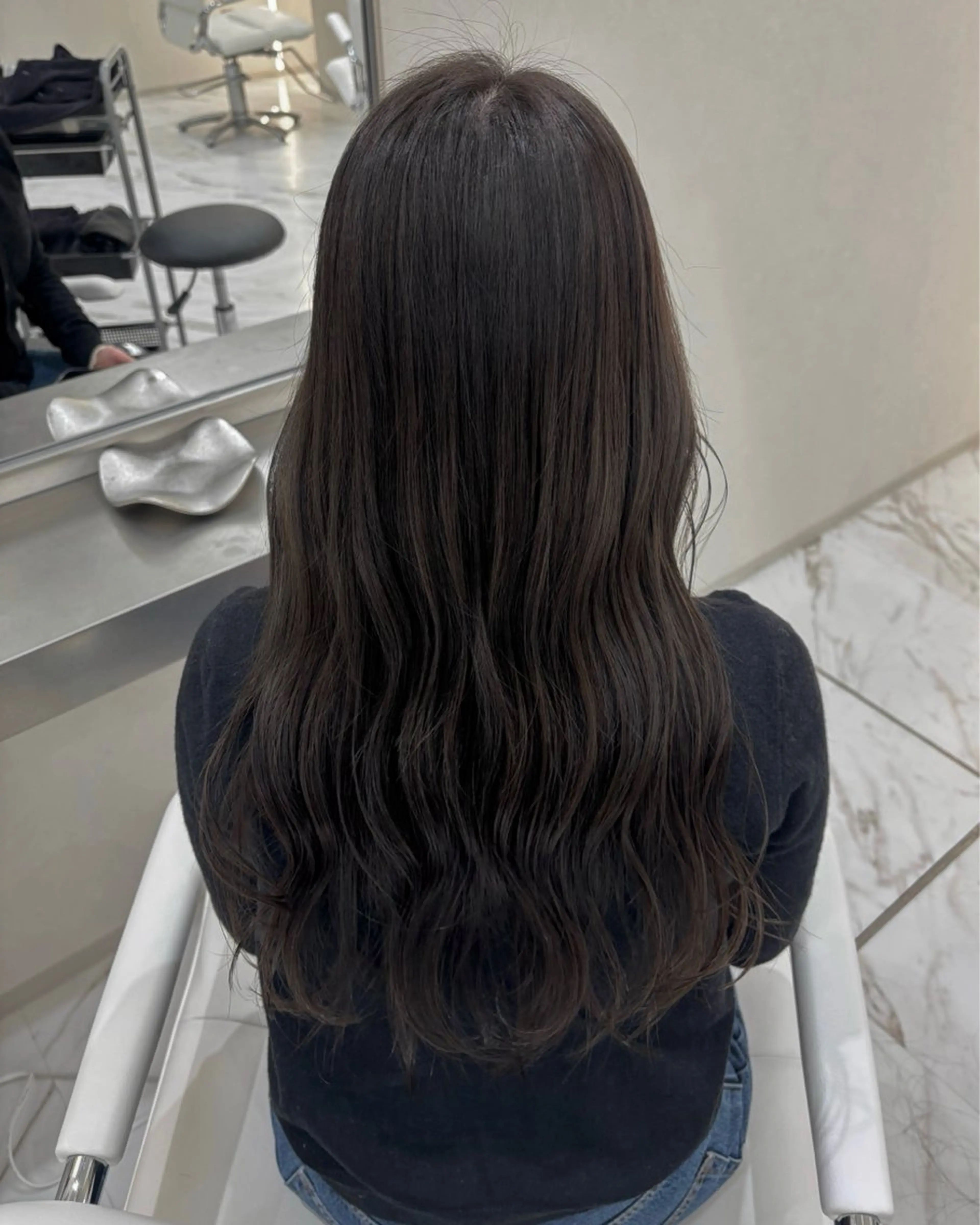 ロング カラー グレージュ🐰透明感 カラー🫧akihoのヘアスタイル