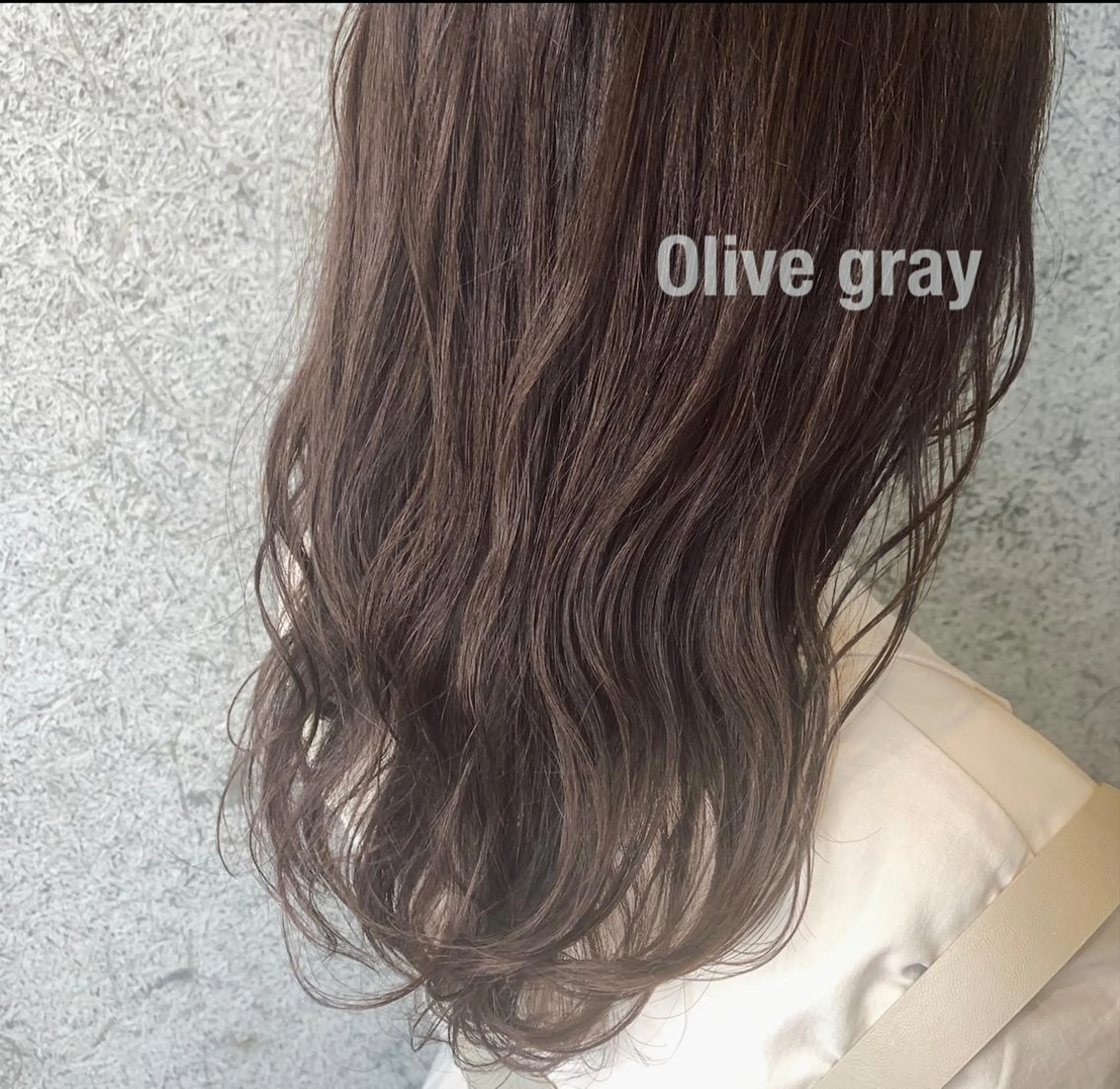 ロング カラー RINA🧤 デザインとボブのヘアスタイル