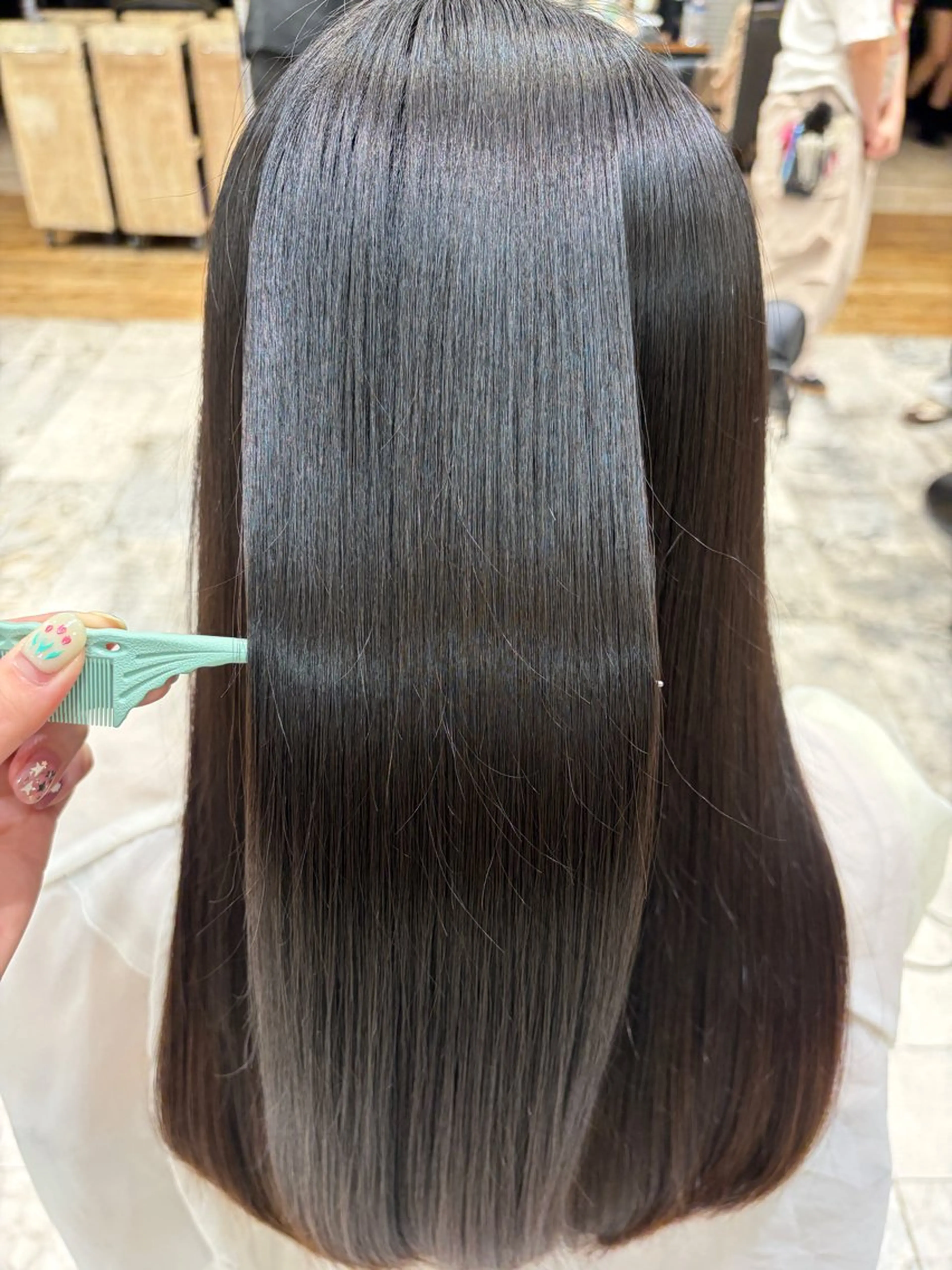 セミロング 久保 柚奈のヘアスタイル