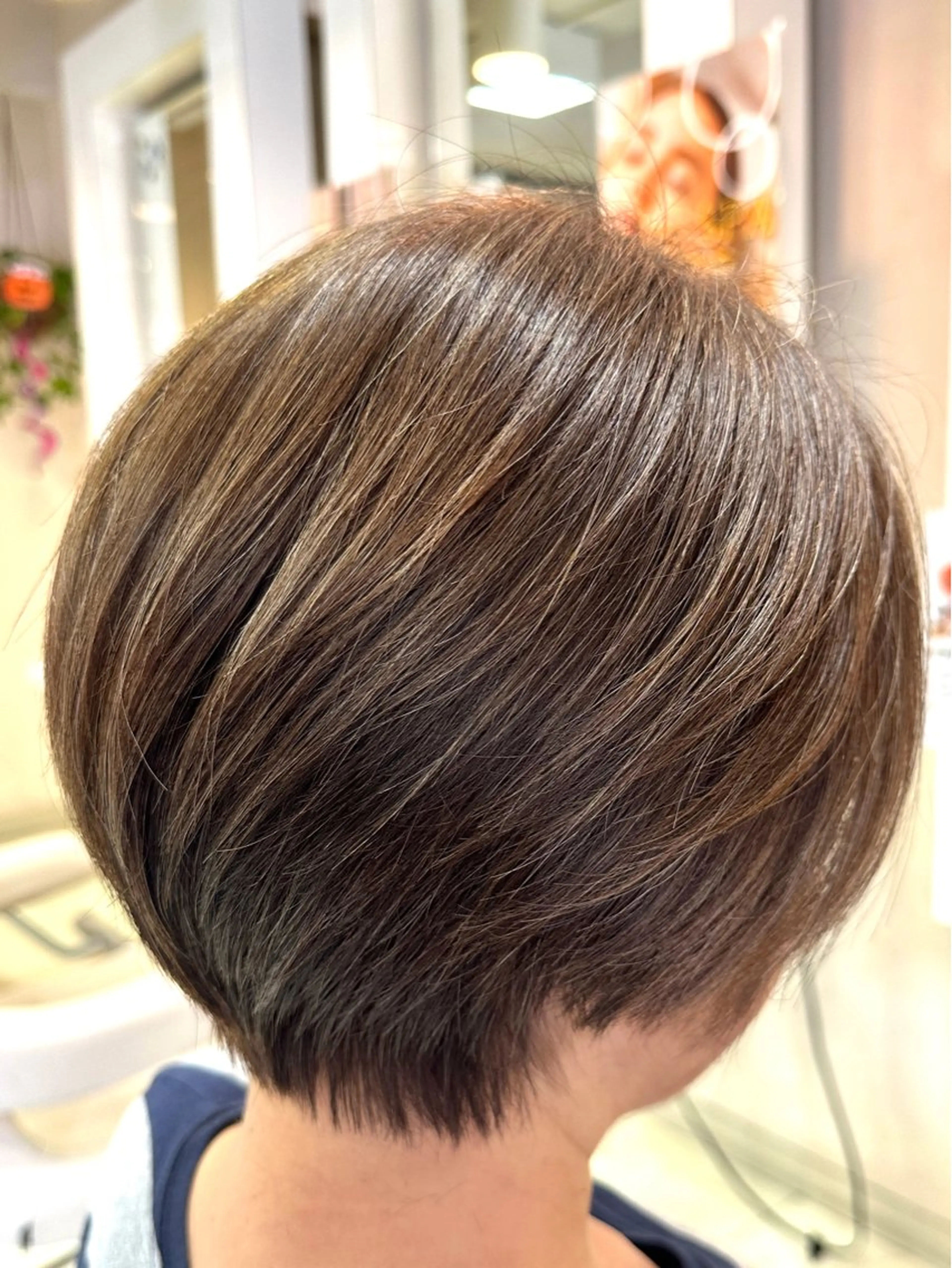 ショート ヘアカラー Ishitani /give 玉造のヘアスタイル