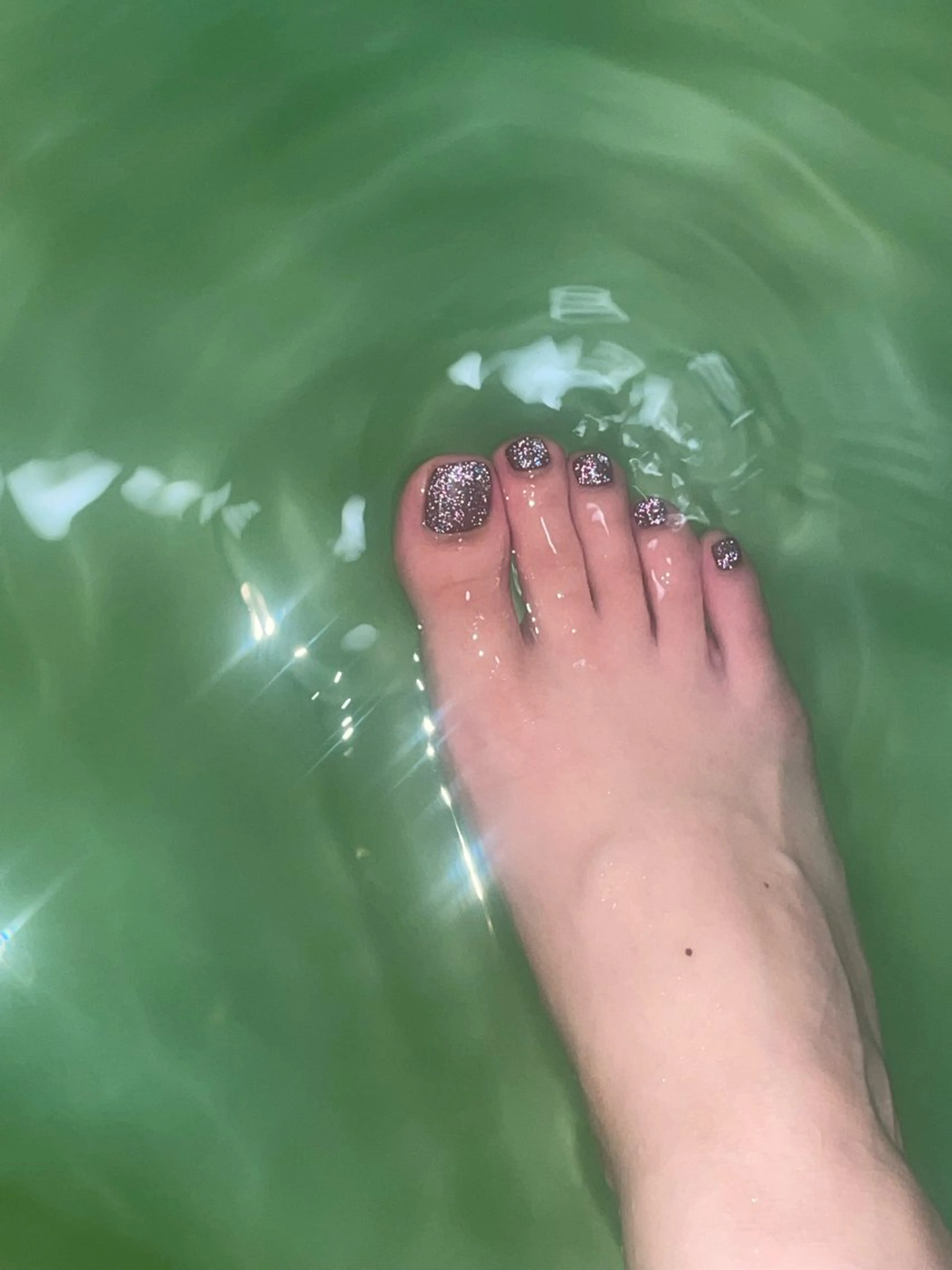 ネイル フットネイル ワンカラーネイル Suzuki Reikaのネイルデザイン