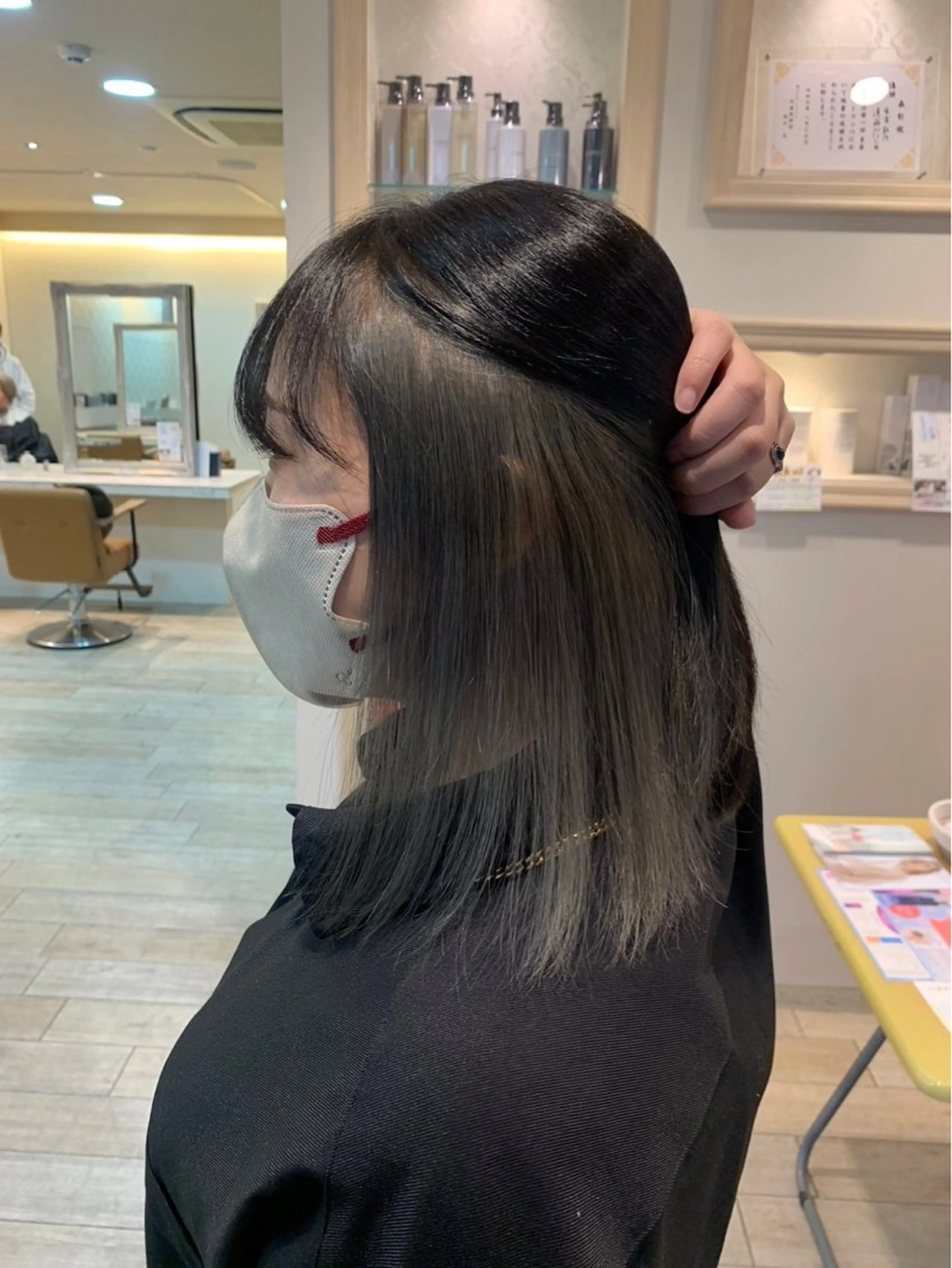 🐯ྀིインナーカラー🐯ྀི(ブリーチ+全体カラー)プチトリートメント付きの写真