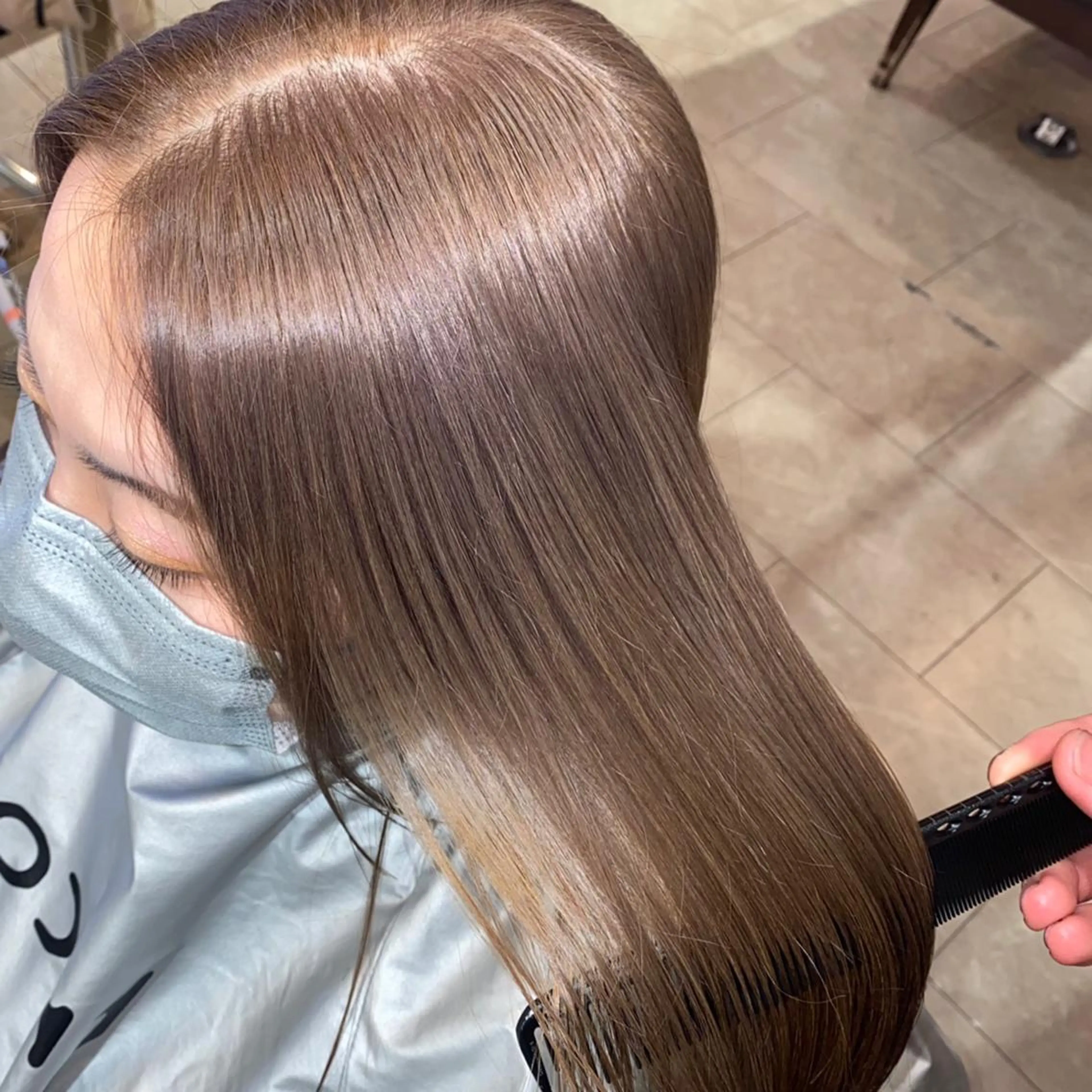 セミロング カラー ヘアアレンジ ブリーチ グレージュ ヘアカラー ekolu北梅田店所属・梅田中崎町髪質改善 /オキヒロト/エコルのヘアスタイル