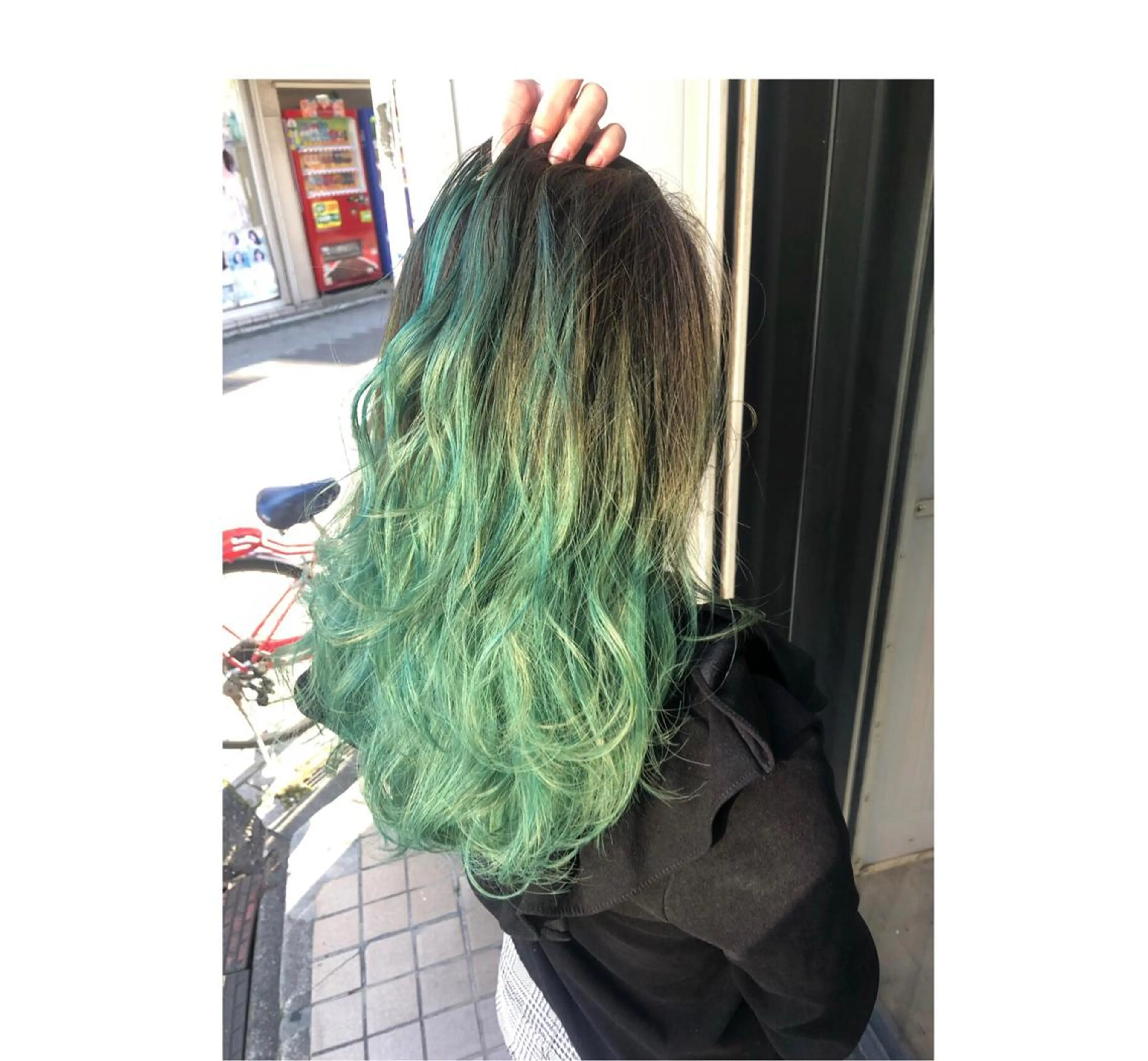 ロング カラー あらい なつみのヘアスタイル