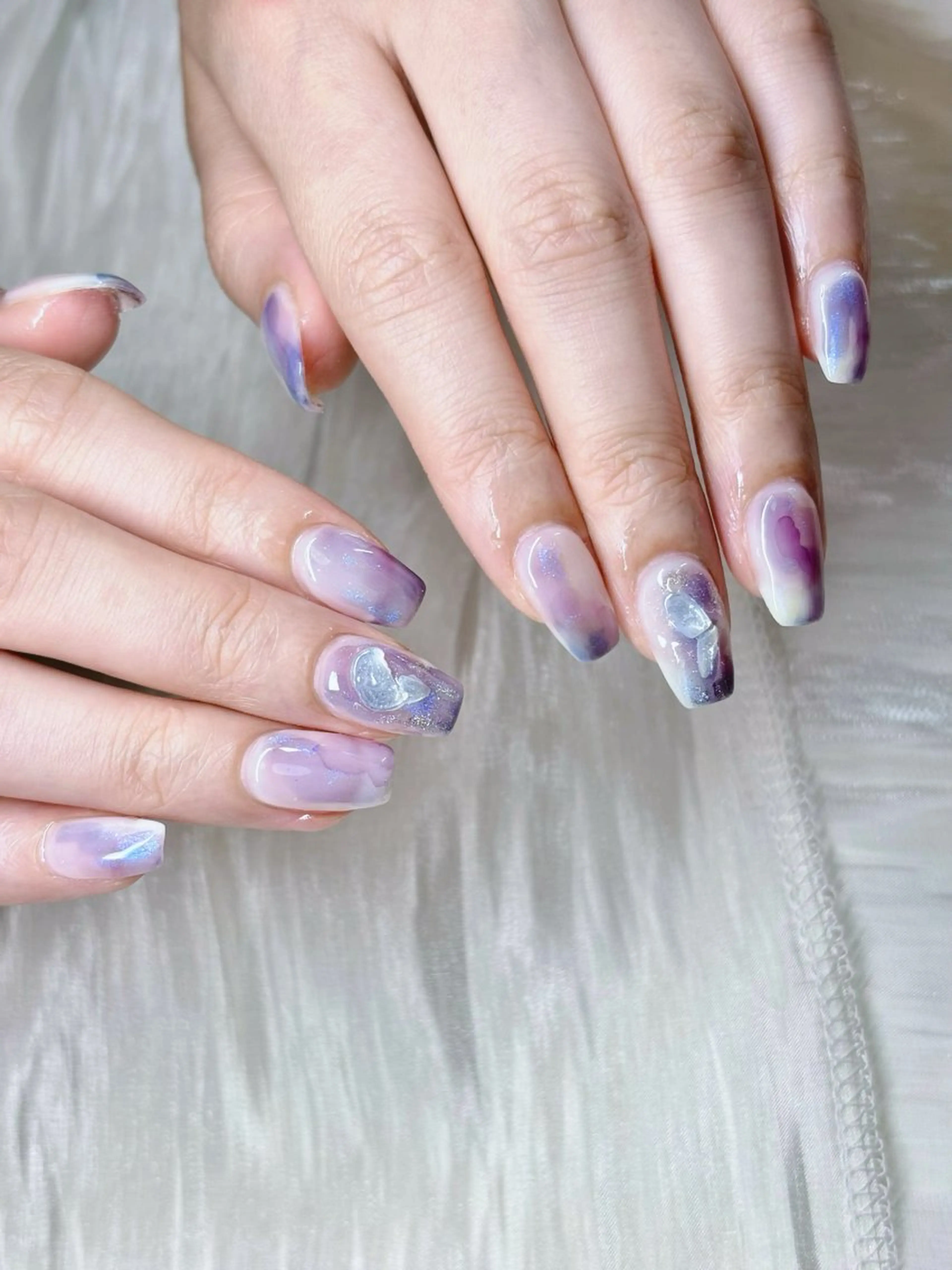 ネイル ブルー ニュアンスネイル ETE LUNA NAILのネイルデザイン