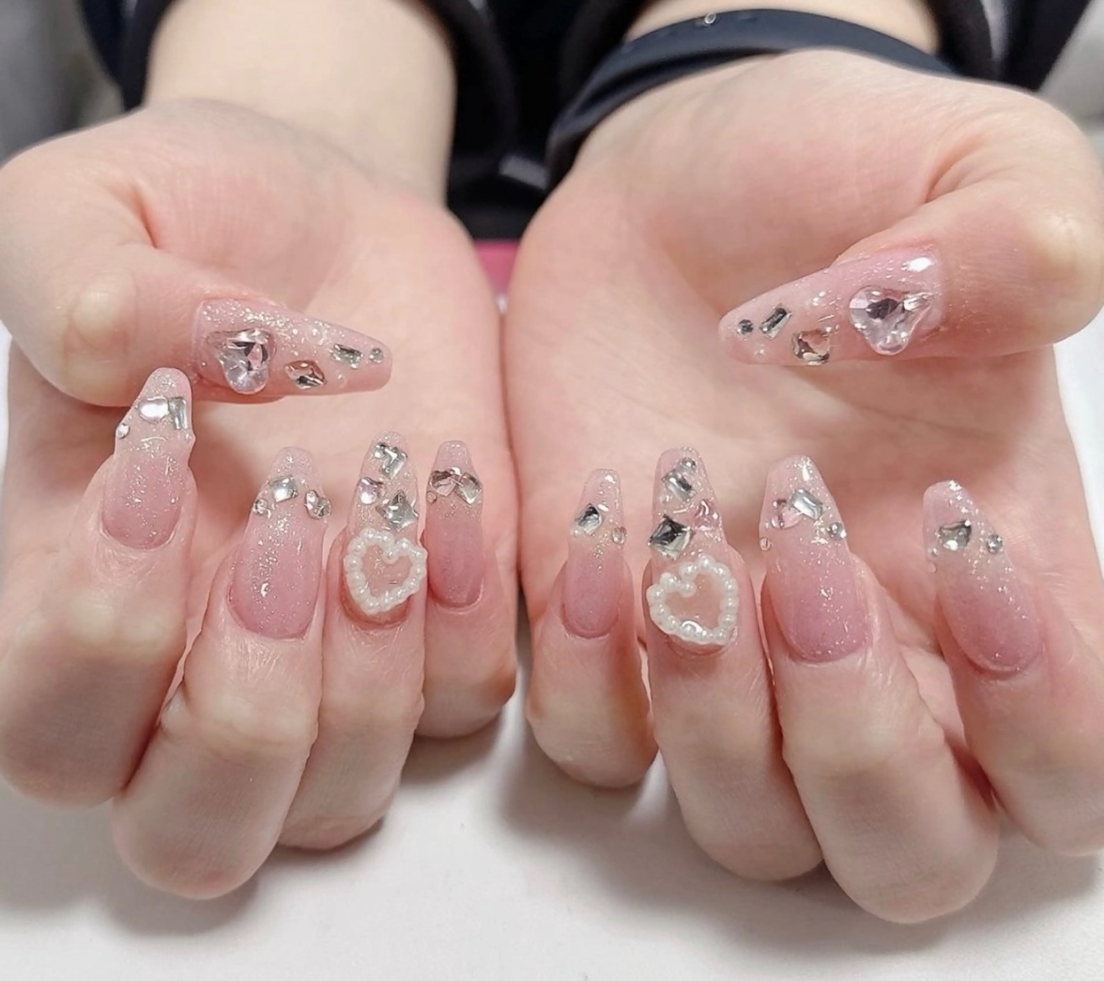 ネイル ハンドネイル はな💎ネイル ワンホン、長さ出しのネイルデザイン