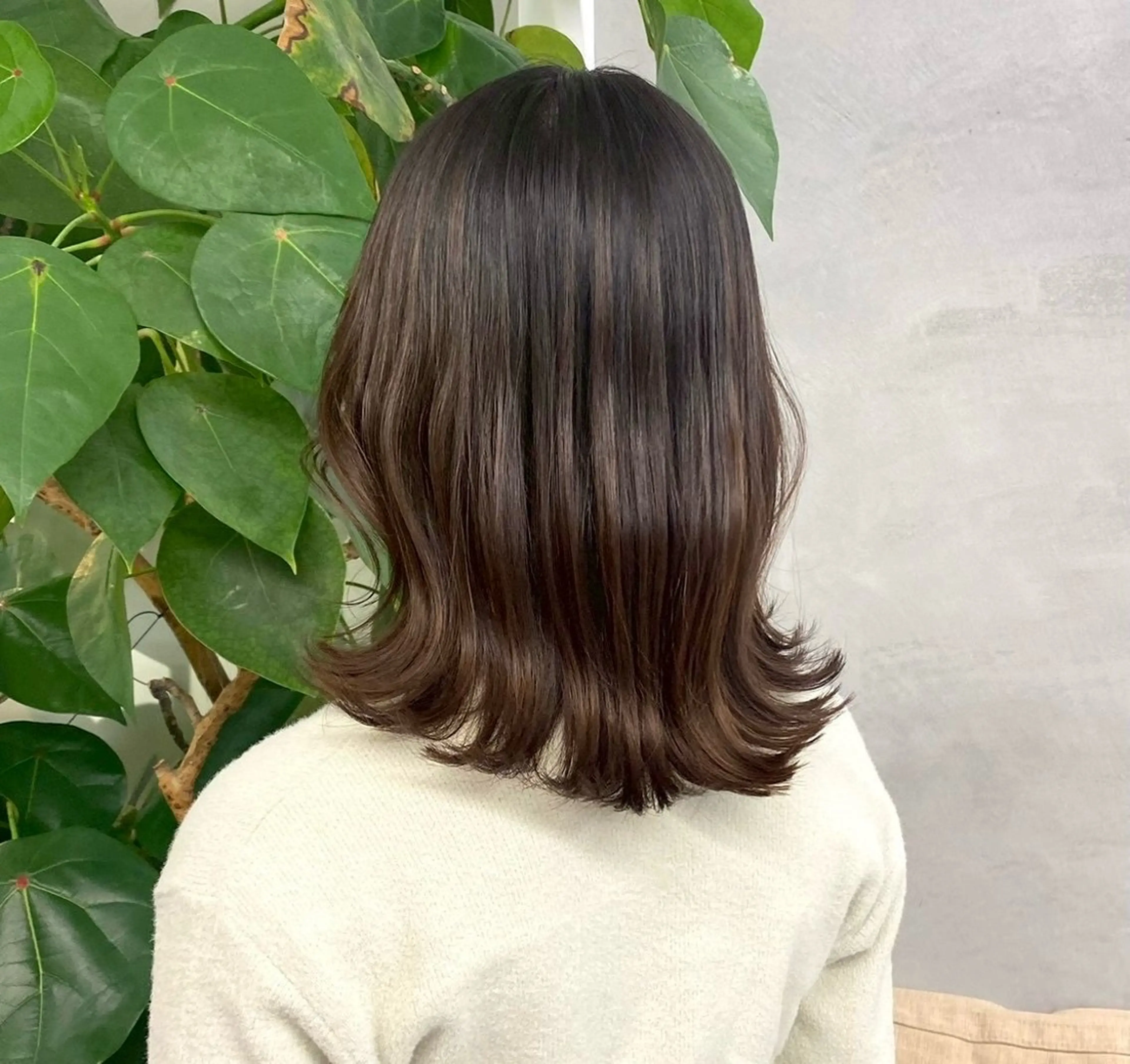 ミディアム カラー ブラウンカラー ✨️赤み消しカラー/ ミルクティーベージュのヘアスタイル