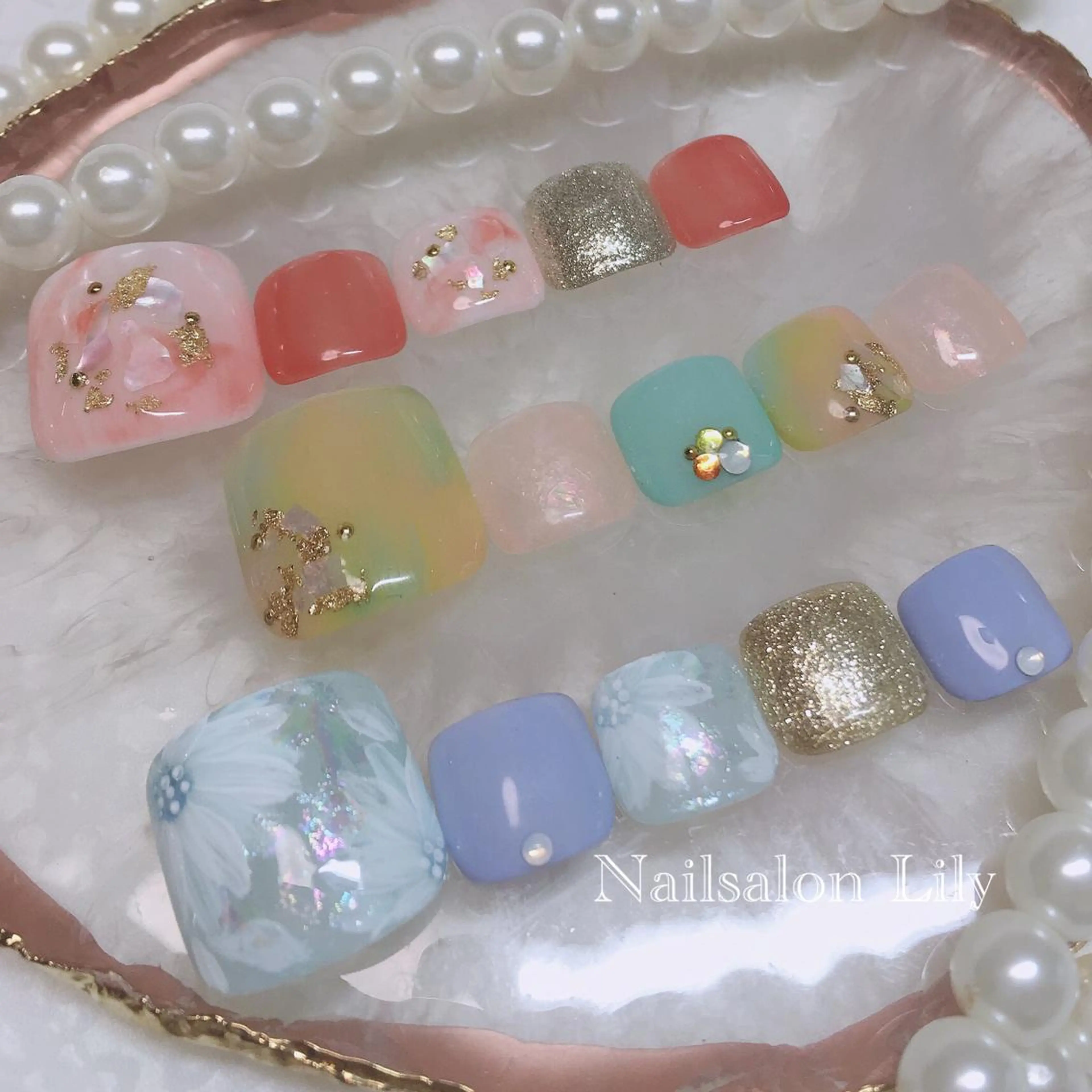 ネイル Lily*nail 🌻Mii🌻のネイルデザイン