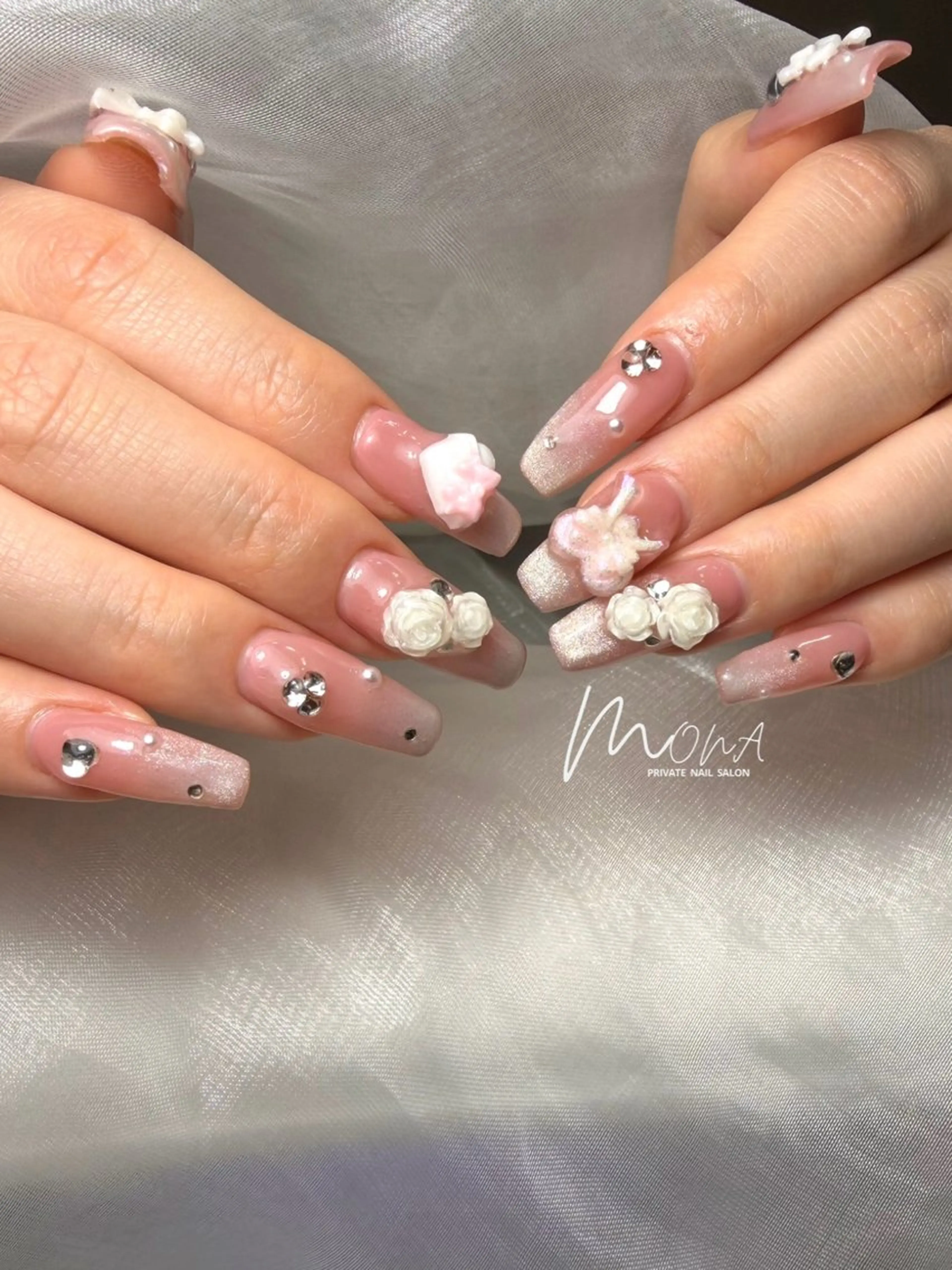 ネイル 入学式 卒業式 ハンドネイル Nailsalon MONA.のネイルデザイン