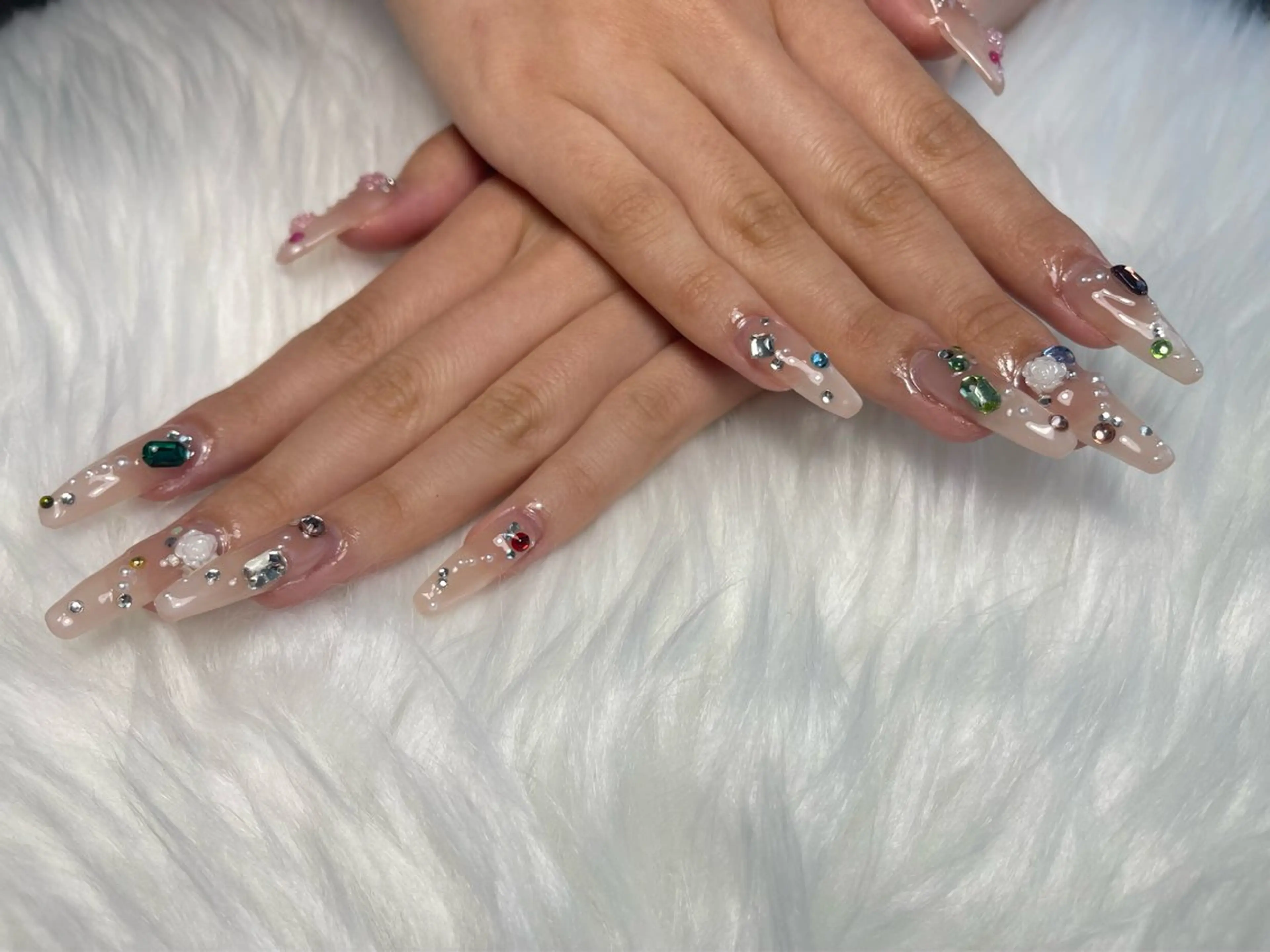 ネイル ハンドネイル ari. nailのネイルデザイン