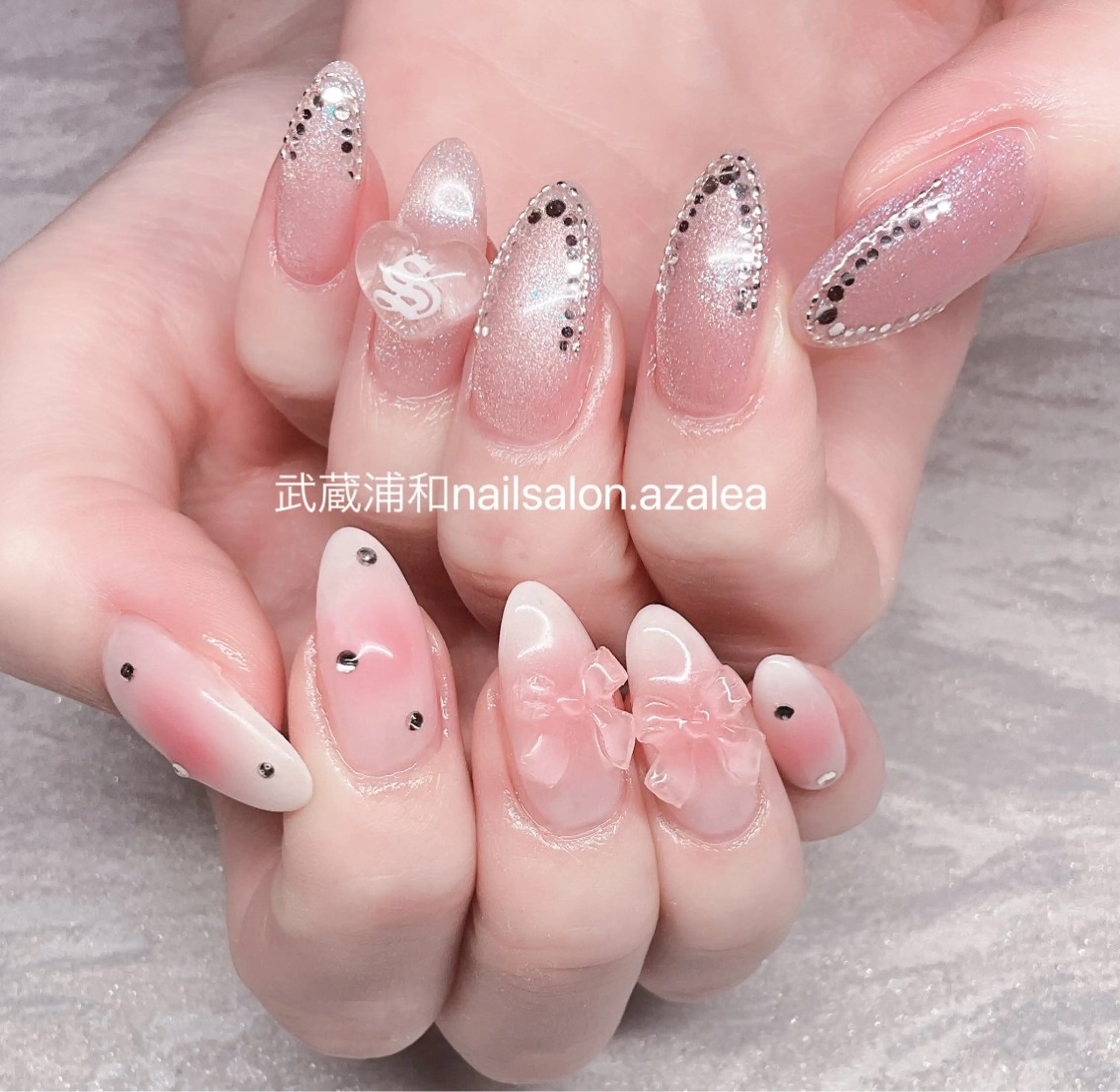 ネイル ハンドネイル R inのネイルデザイン