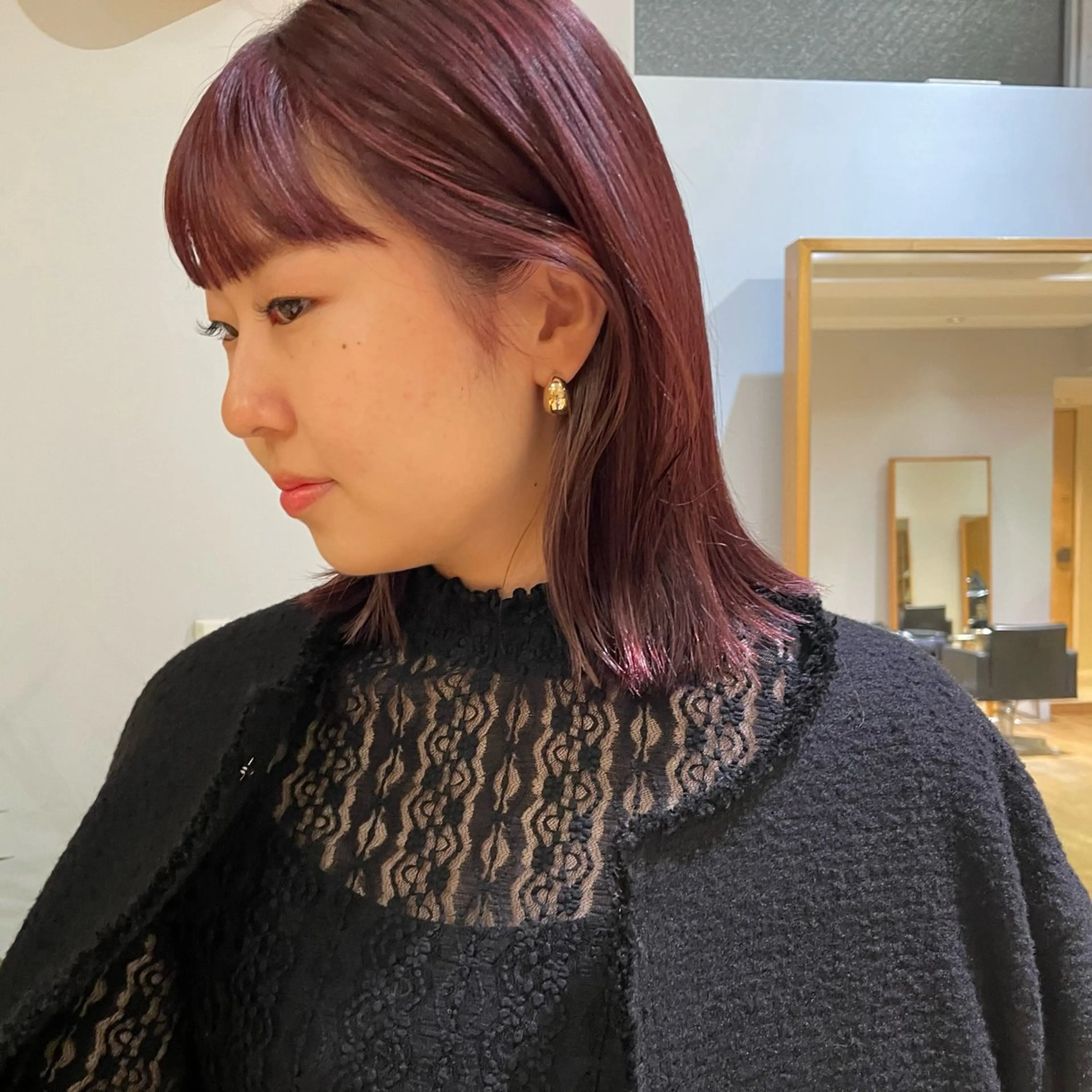 ミディアム 大橋 芽衣のヘアスタイル