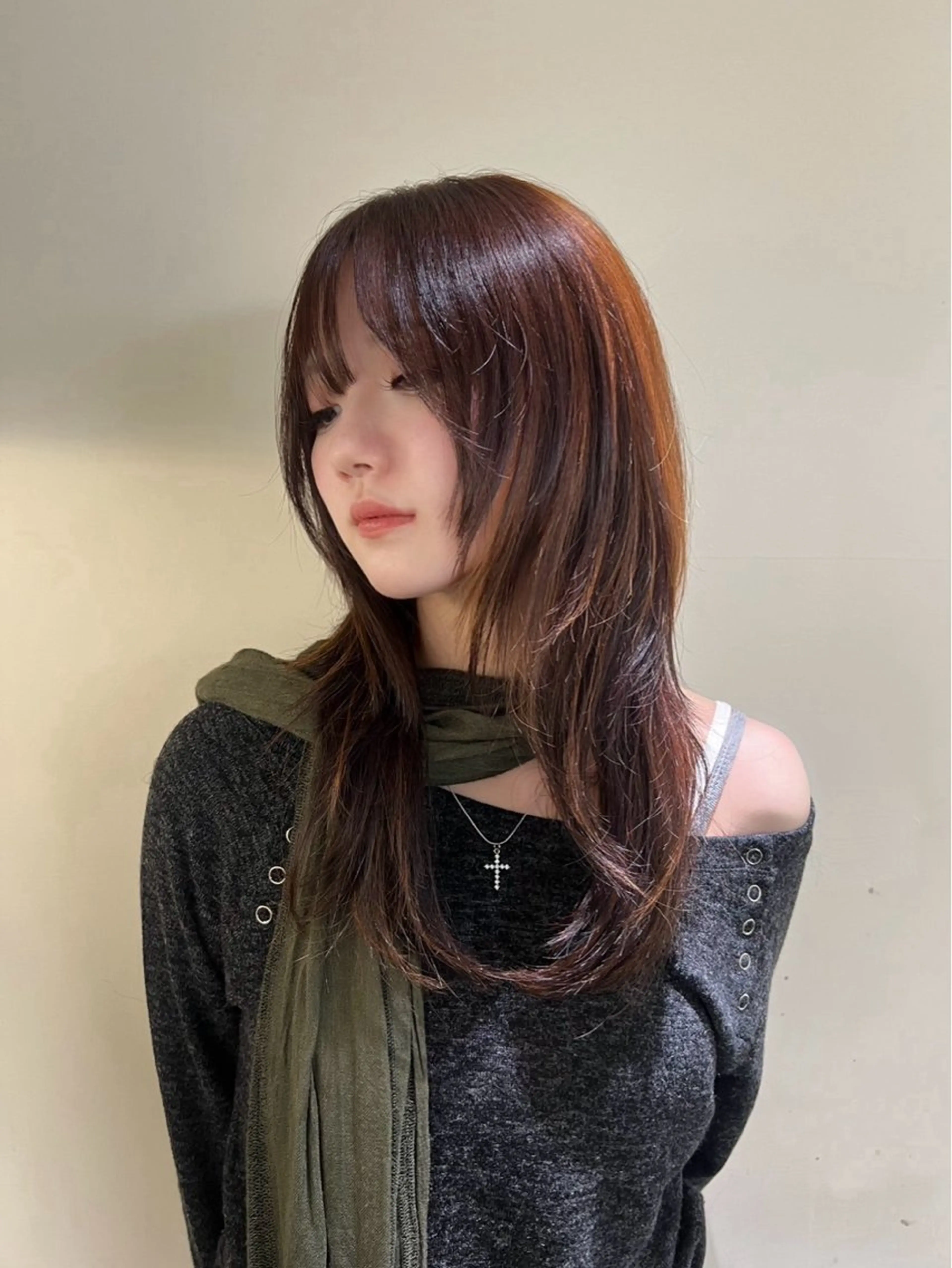 セミロング カット ヘアカラー レイヤーカット／ ハイトーン/Moeのヘアスタイル
