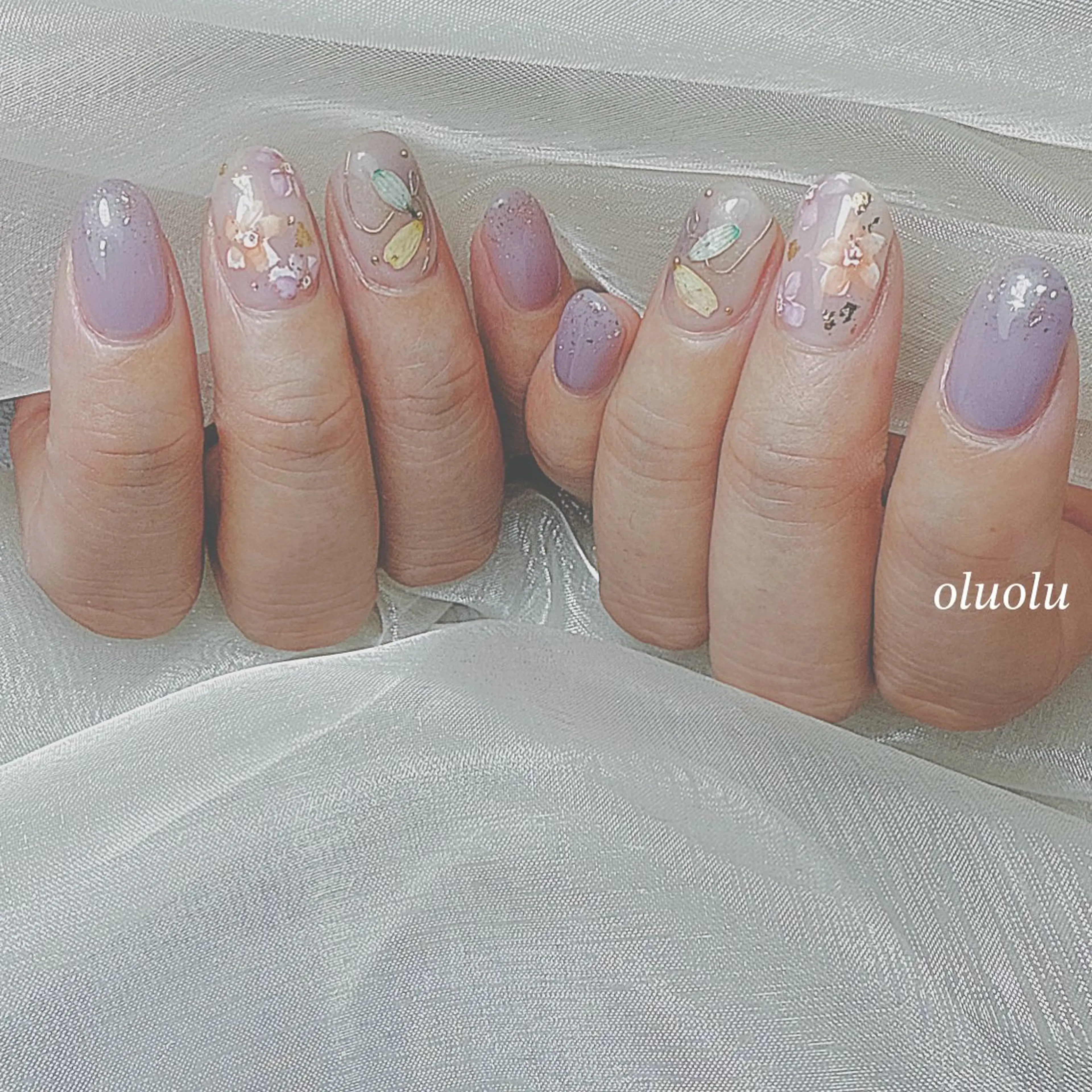 ネイル アートネイル フラワーネイル ニュアンスネイル 大村 紬華のネイルデザイン