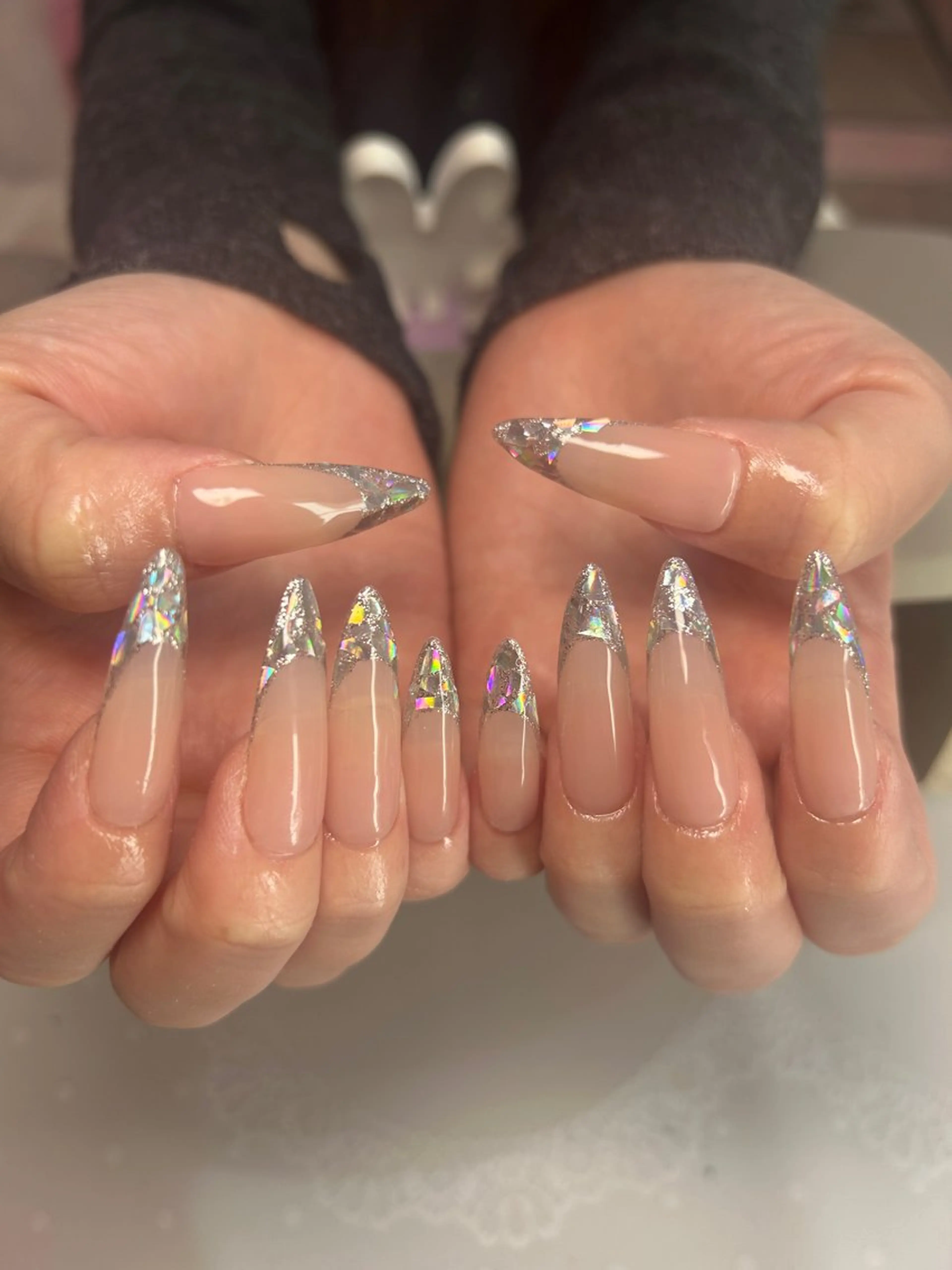 チップ長さだし(シルバーガラスフレンチ)の写真