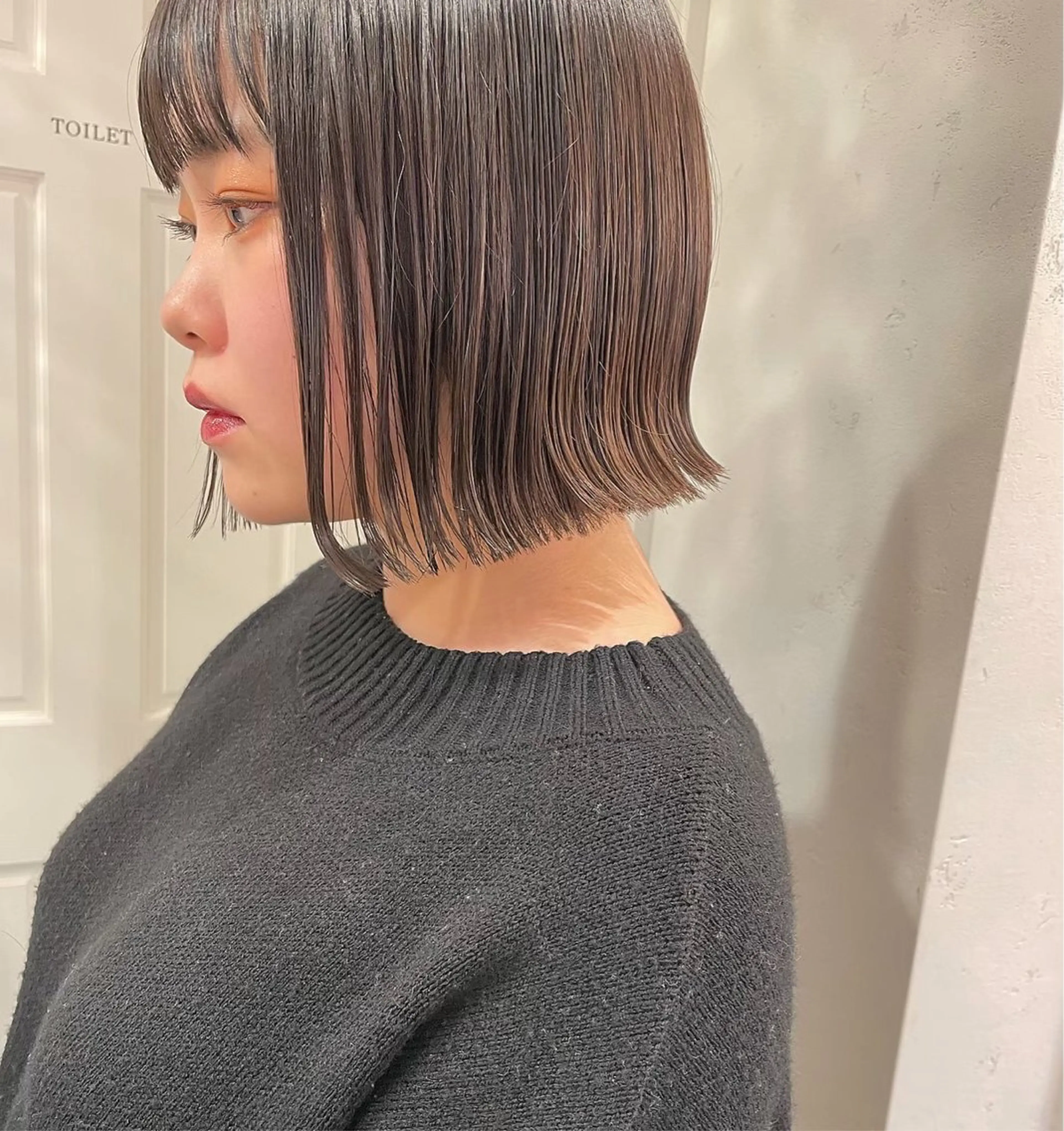 ミディアム カット ヘアカラー 艶カラー美髪縮毛矯正 /髪質改善✨️ユウキのヘアスタイル