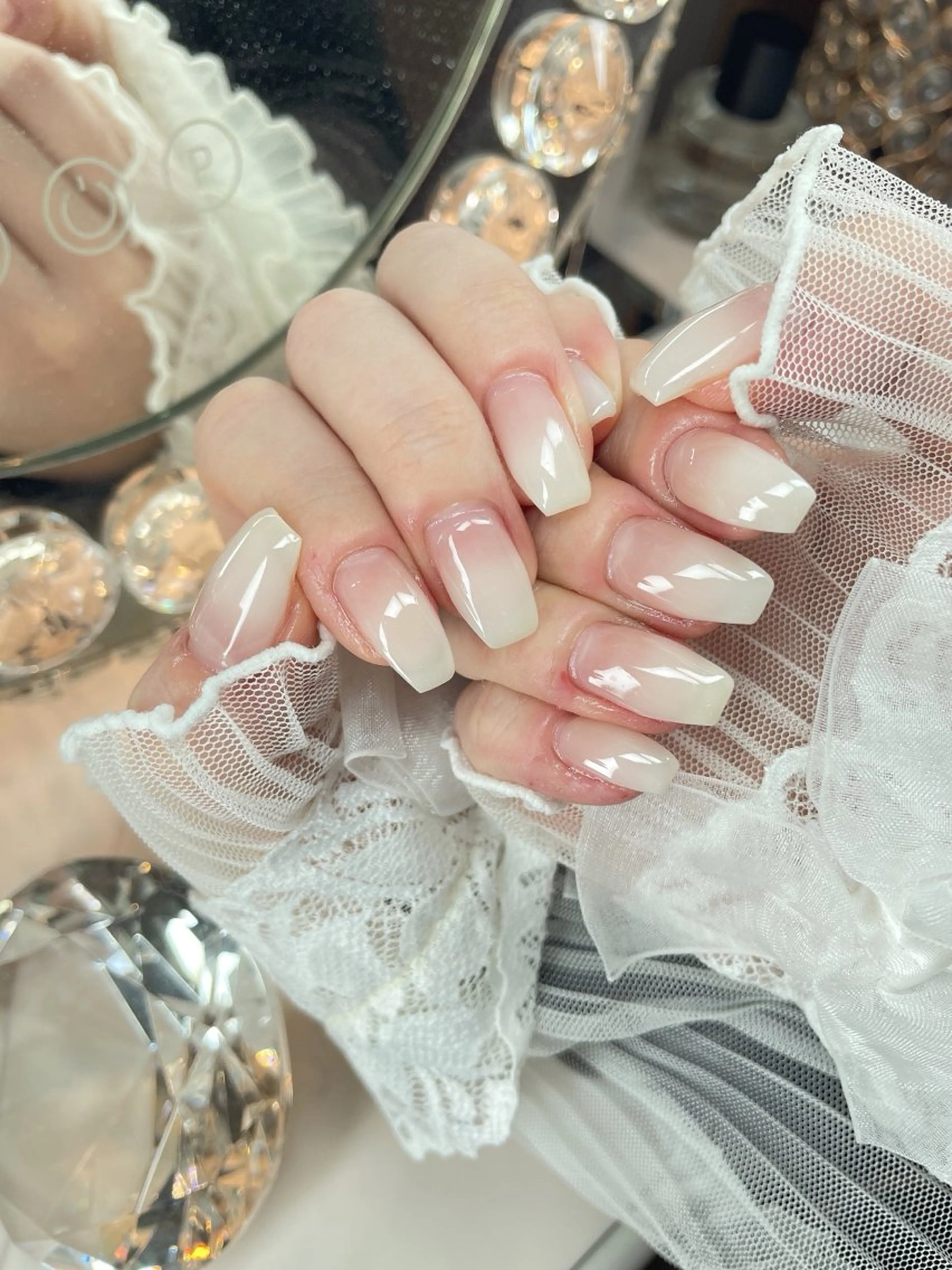 ネイル 23時まで❤︎韓国、 ワンホンネイルのネイルデザイン