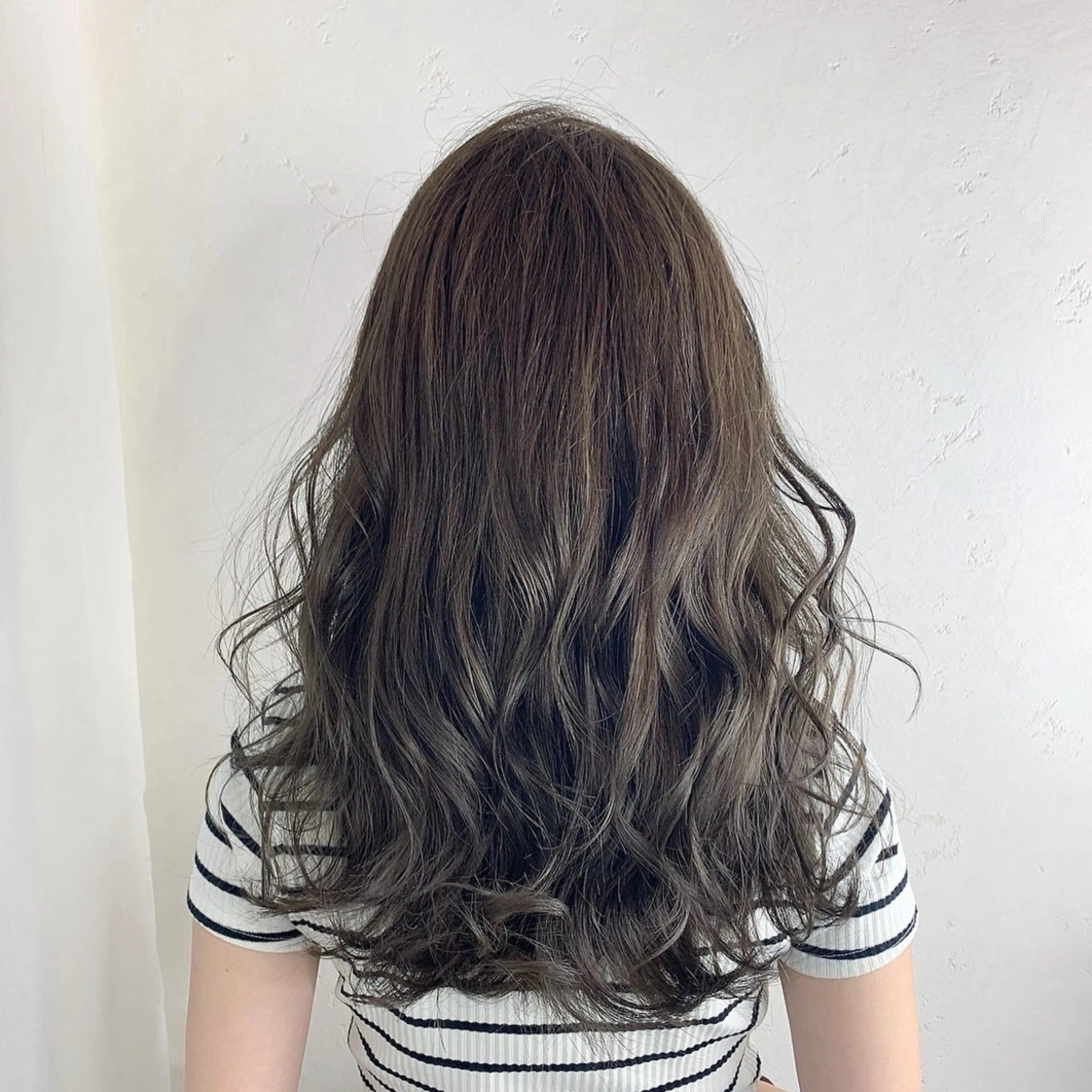 セミロング カラー アッシュ オリーブアッシュ Cecil hair 福岡天神店所属・Cecil hair 西川　翔馬のヘアスタイル