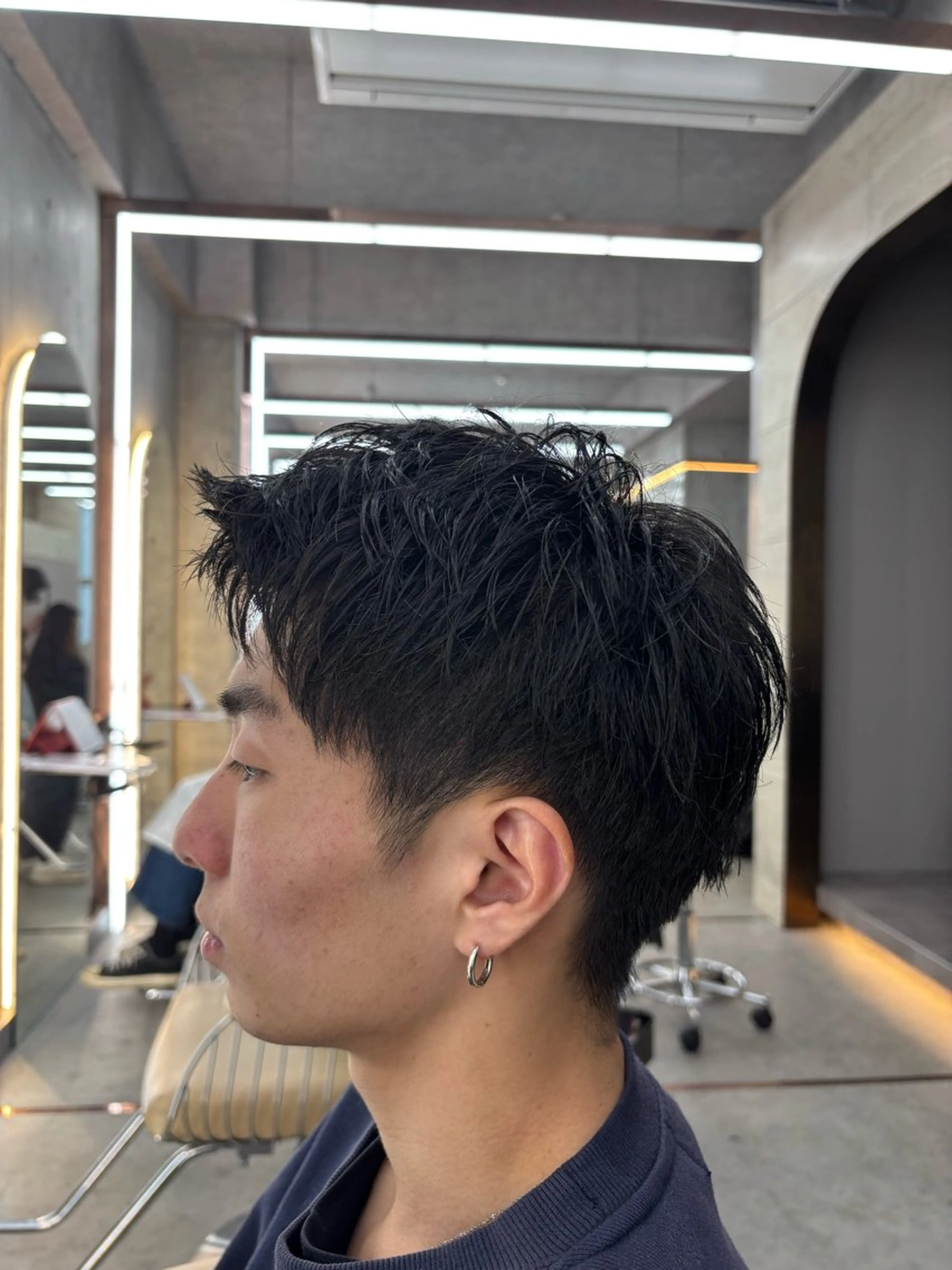 ショート カット トリートメント 髪質改善|透明 感カラー🩵レイヤーのヘアスタイル