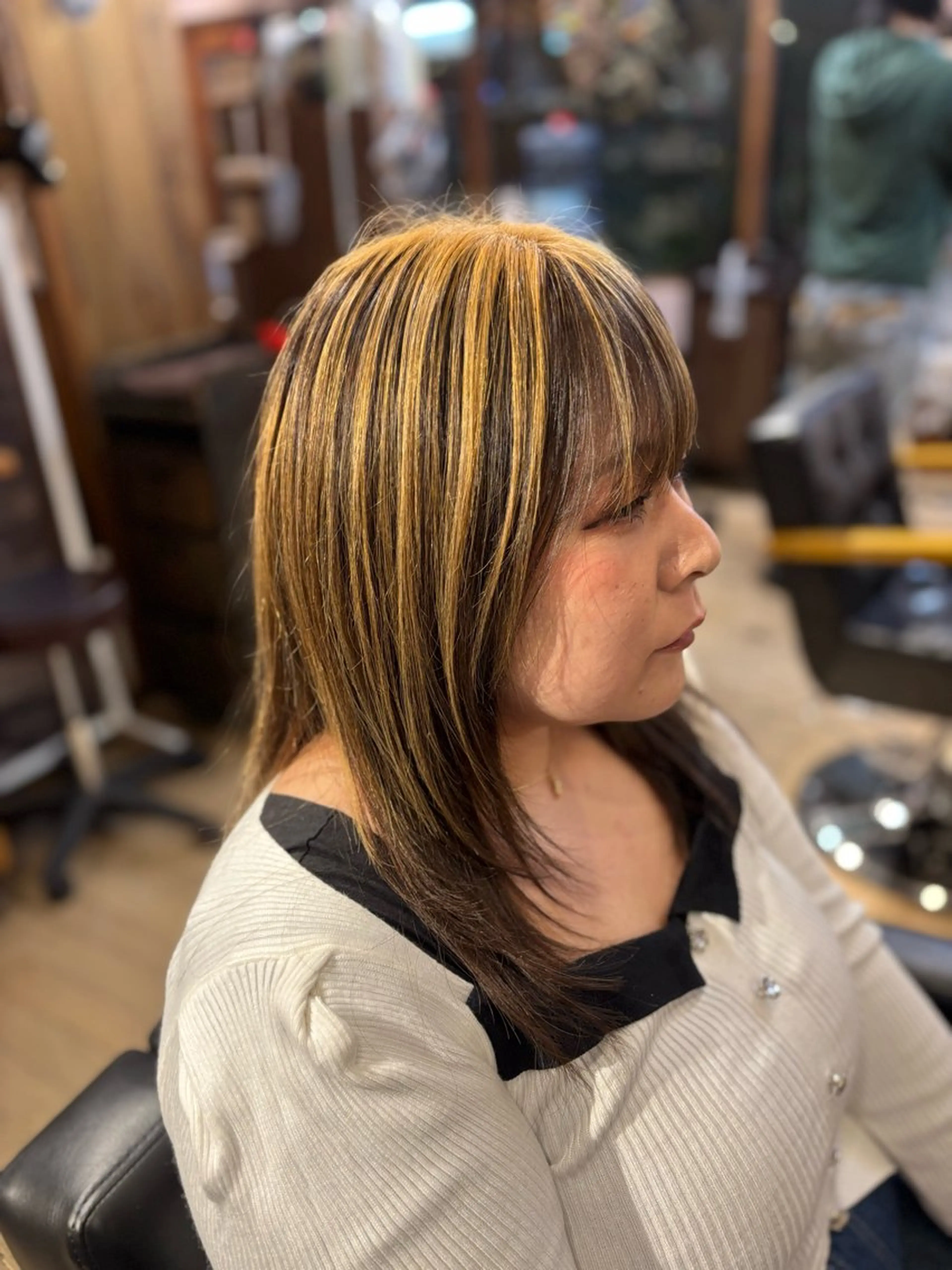 カラー 多幸感×儚さ /代々木公園/リサのヘアスタイル