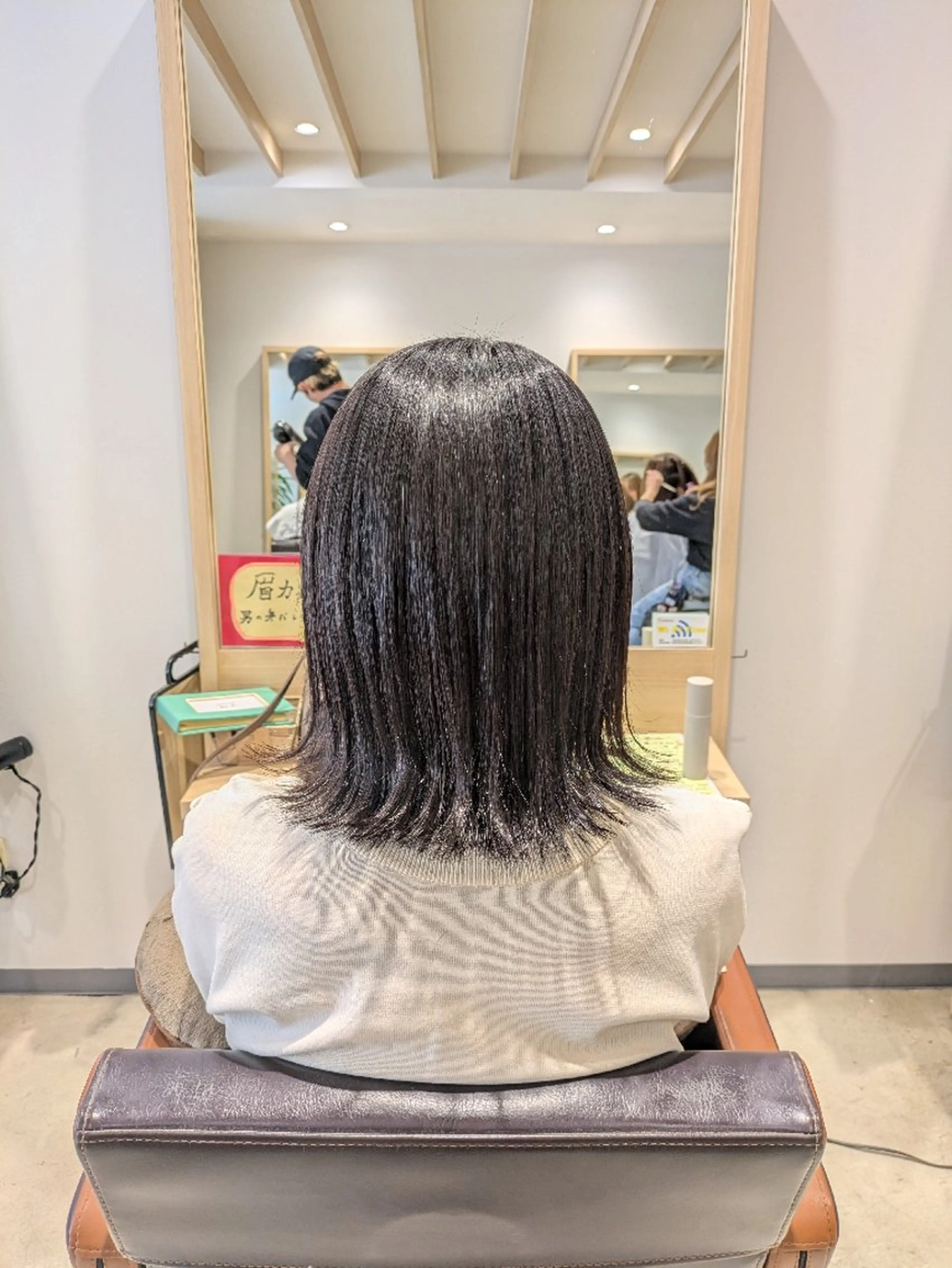 ミディアム 外ハネヘア Infinity水天宮前店所属・中山 樹のヘアスタイル