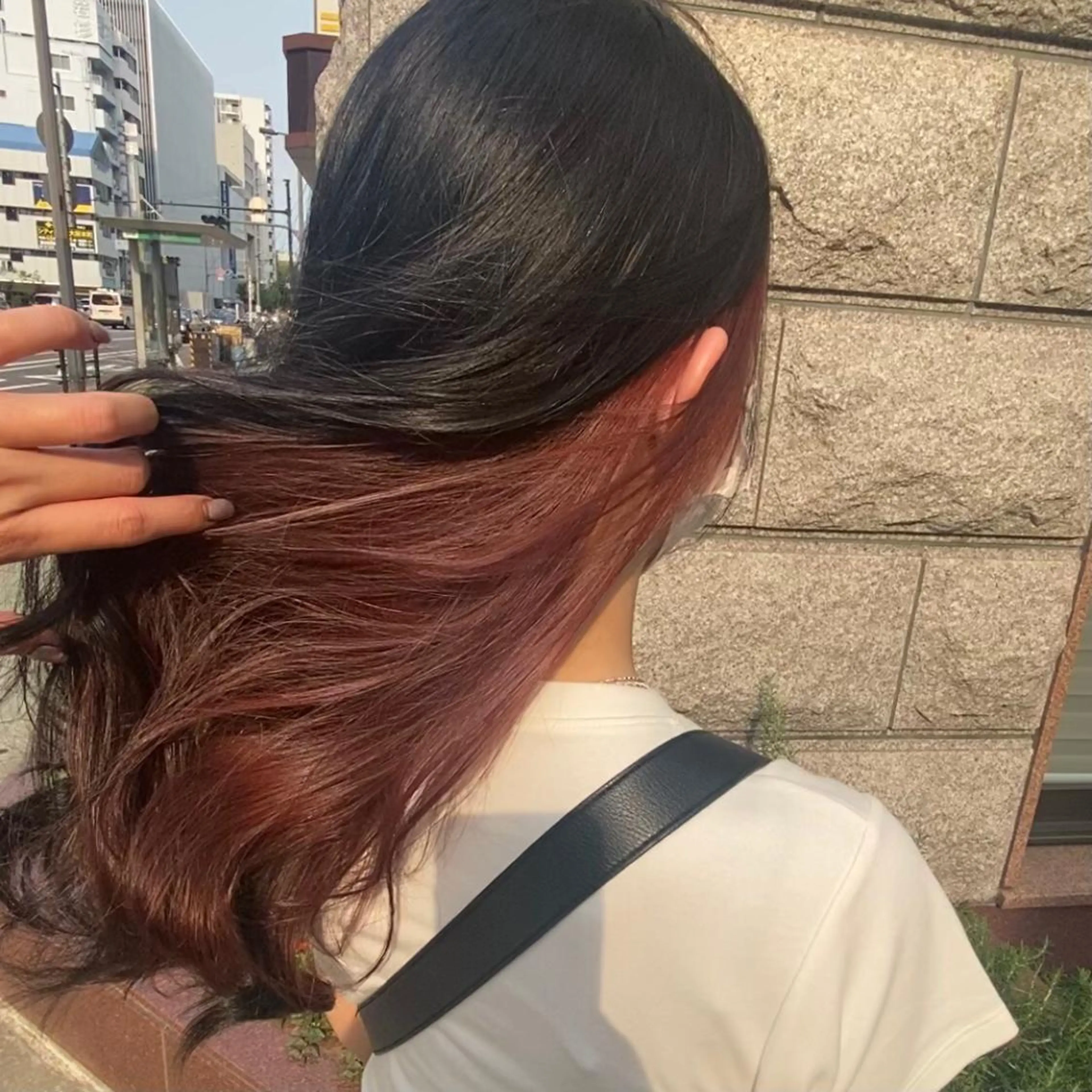 ロング カラー シールエクステ特化 ハイトーン、NANAのヘアスタイル