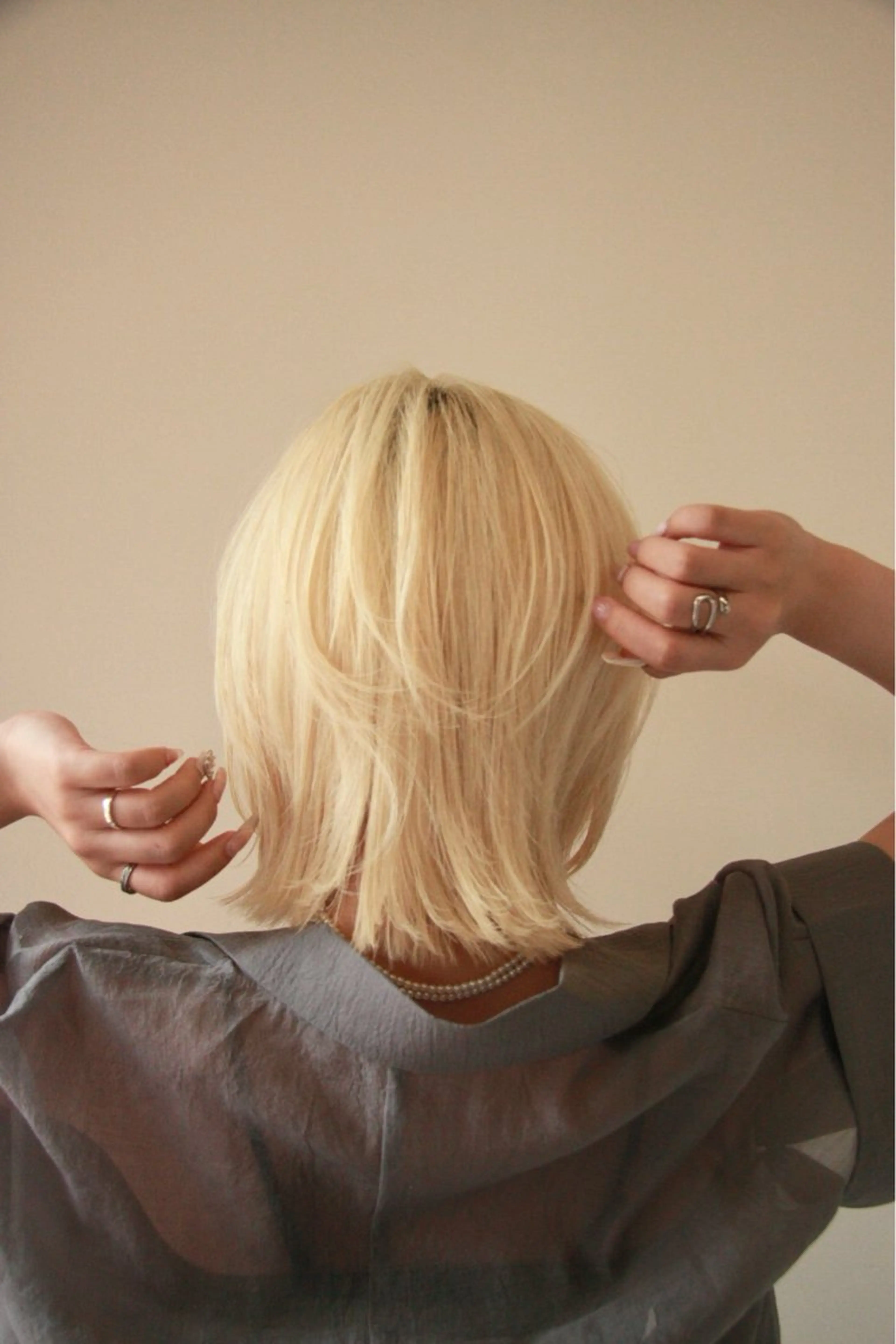 ミディアム ボブレイヤー ボブ レイヤーカット Koya ショート/ボブのヘアスタイル