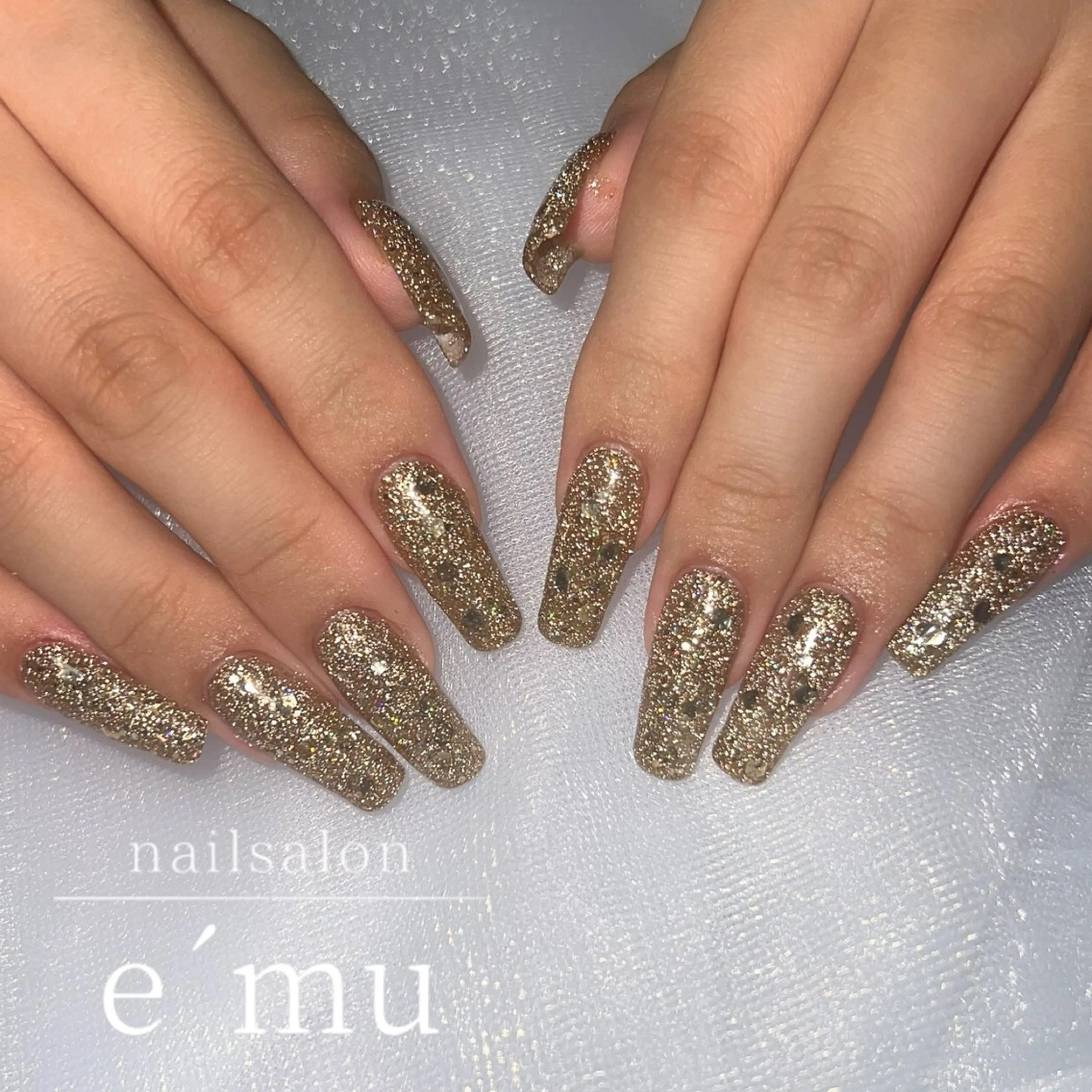 ネイル フラッシュネイル nailsalon e´muのネイルデザイン