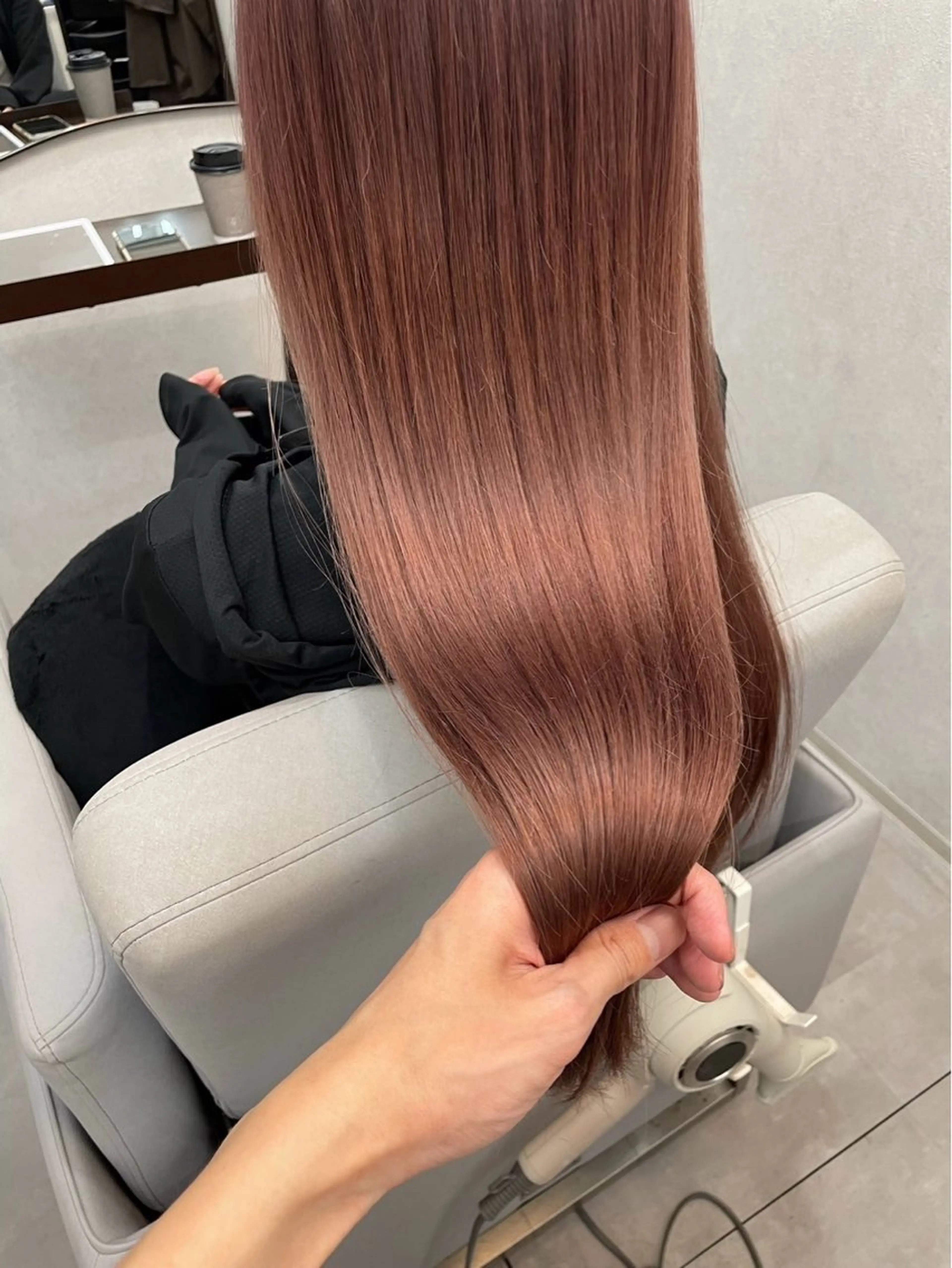 ロング ヘアカラー トリートメント 汐 李のヘアスタイル