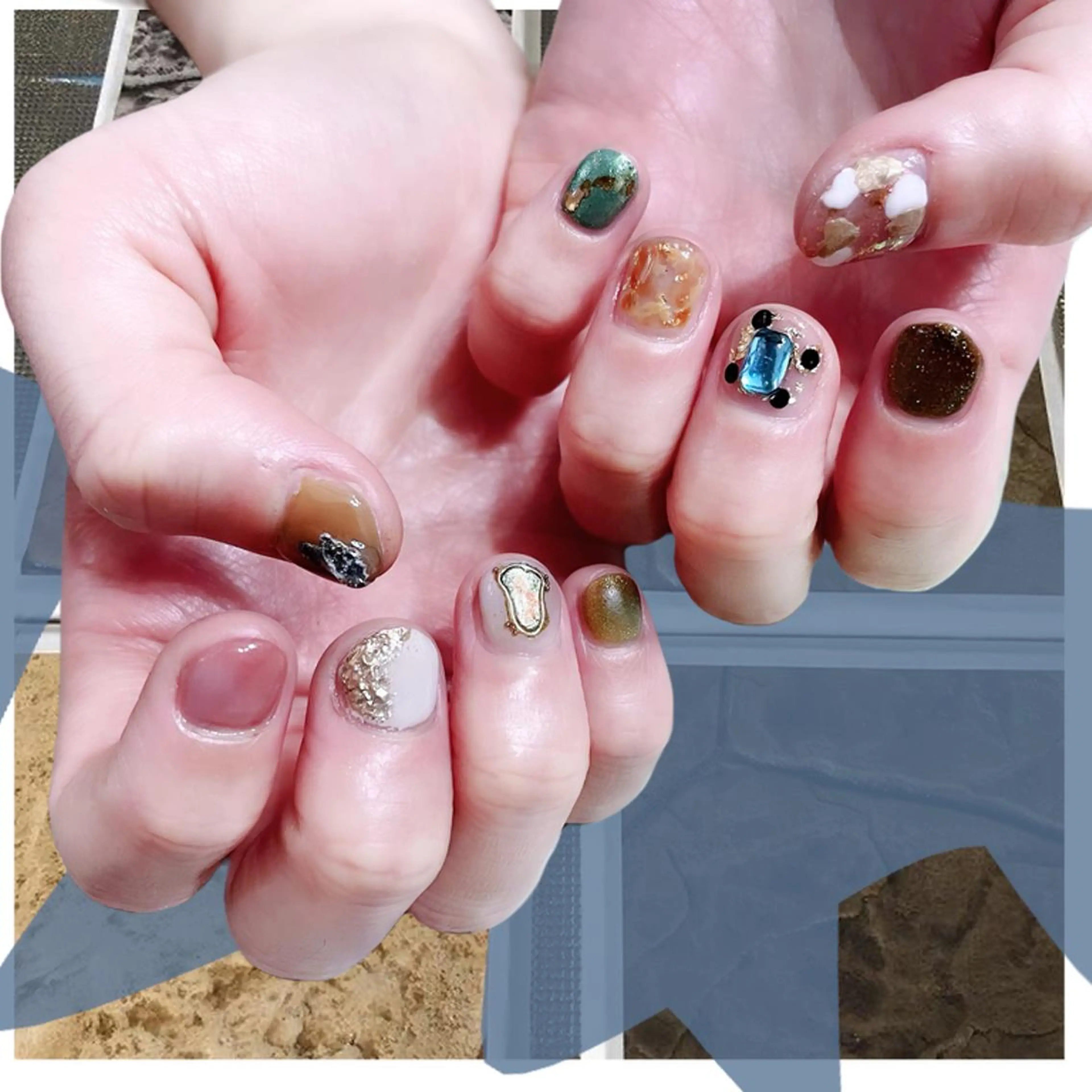 ネイル オーロラネイル 氷ネイル・うるうるネイル 韓国ネイル マグネットネイル ミラーネイル ハンドネイル VOLLMOND nailのネイルデザイン