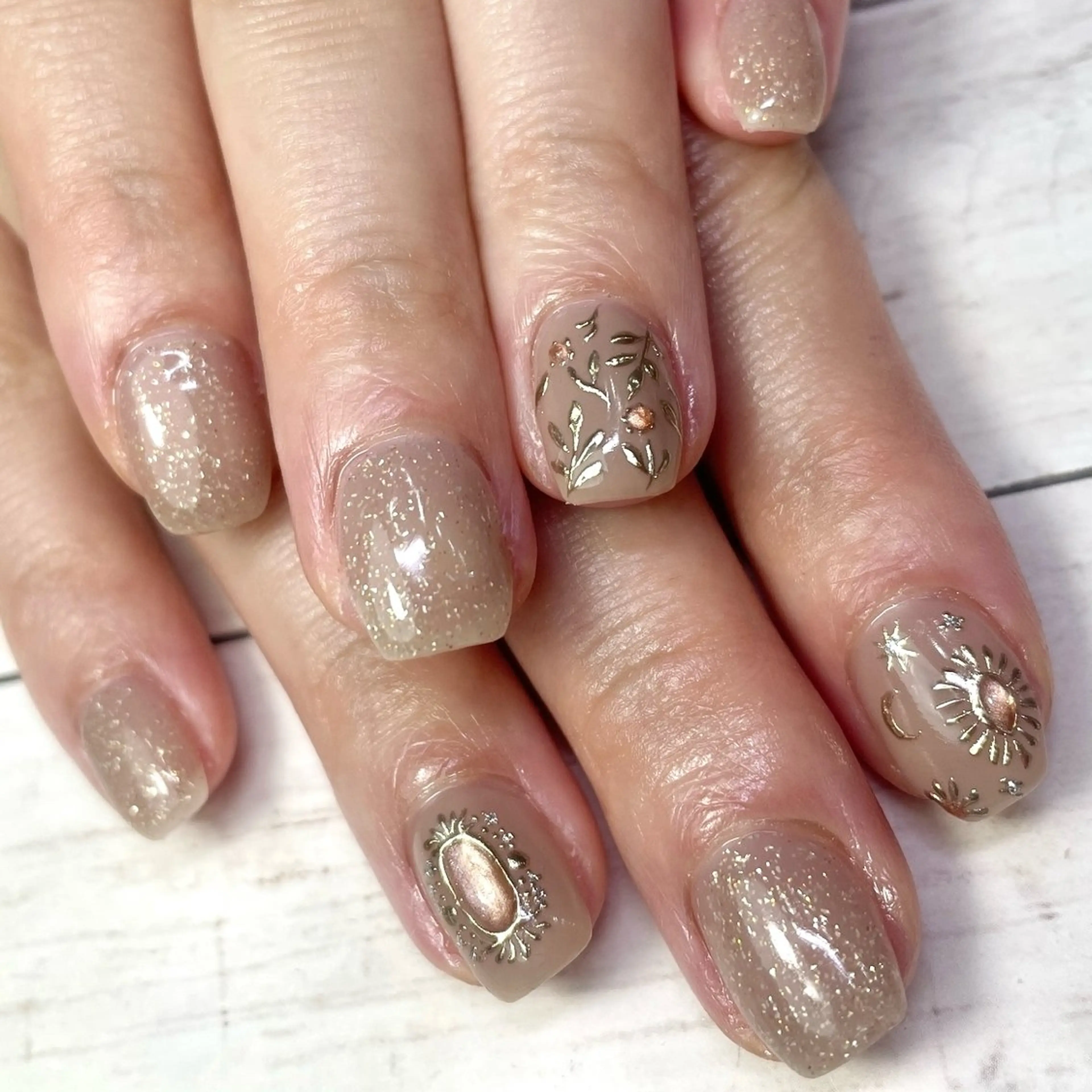 ネイル Total Salon Vonita（トータルサロンヴォニータ）所属・Natsumi 𓂃𓈒𓏸𓍯のネイルデザイン