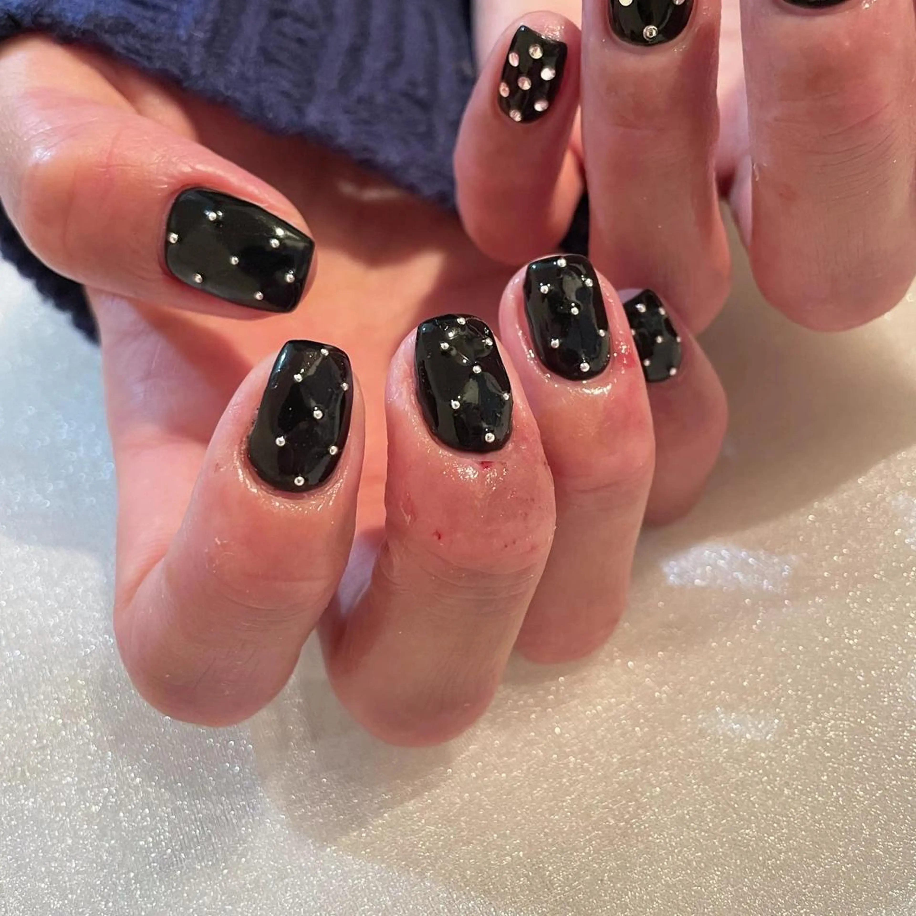 ネイル ドット フレンチネイル ガーリー ストーンネイル ハンドネイル ハンドケア lylynail YUUKAのネイルデザイン