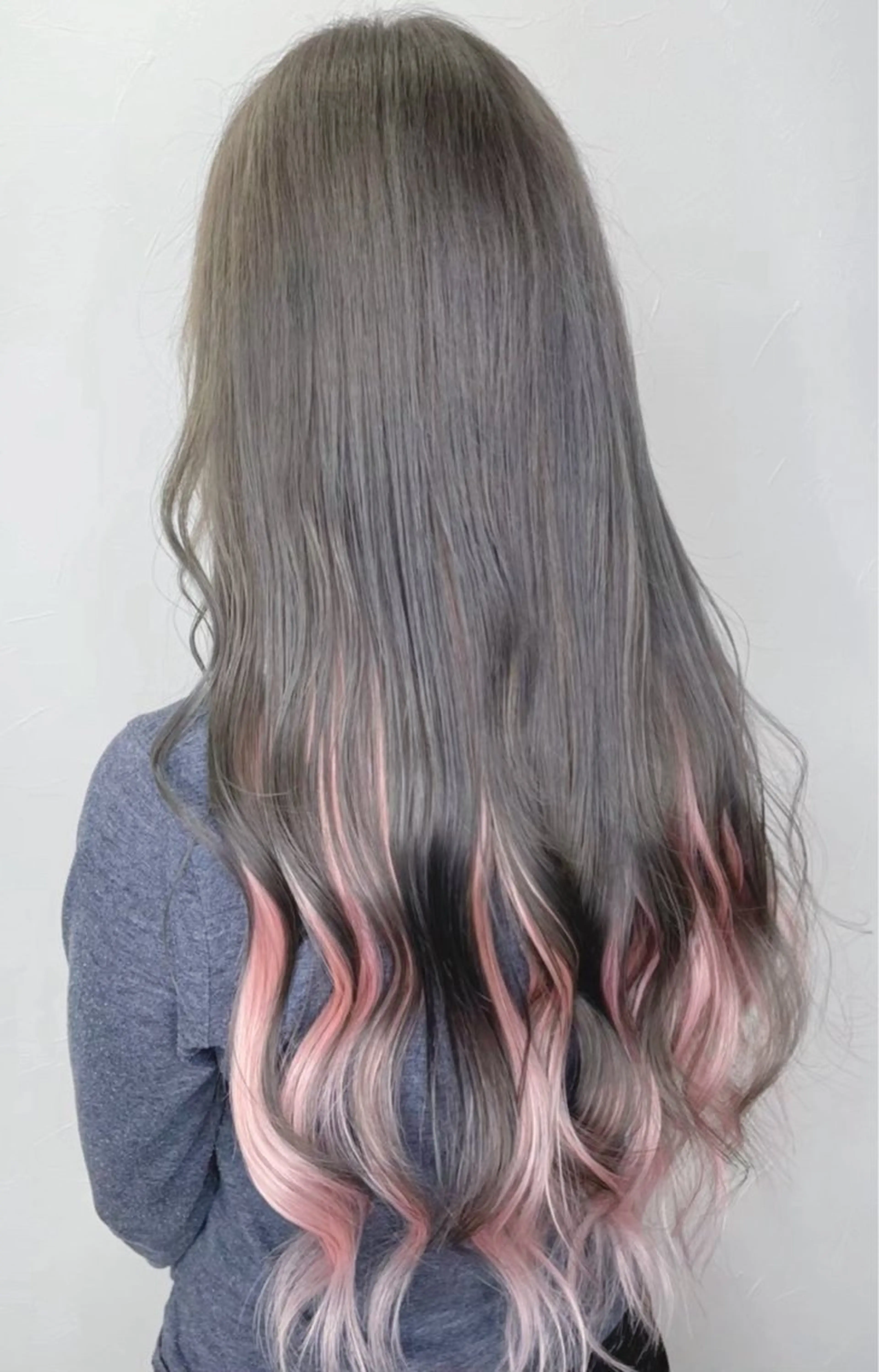 ロング 横路 めぐみのヘアスタイル