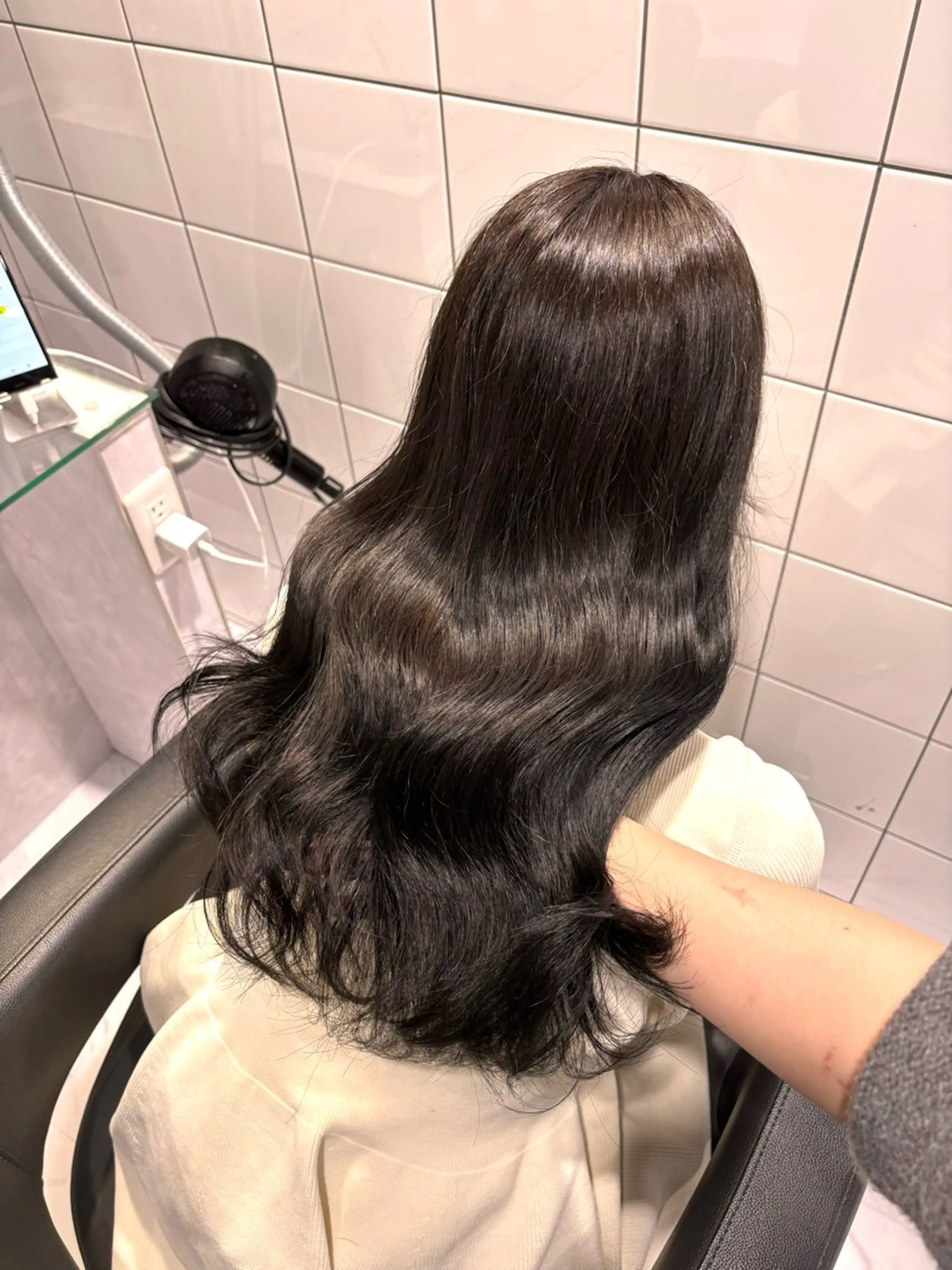 ロング カラー 髪質改善🩰透明感カ ラー🎀hinanoのヘアスタイル