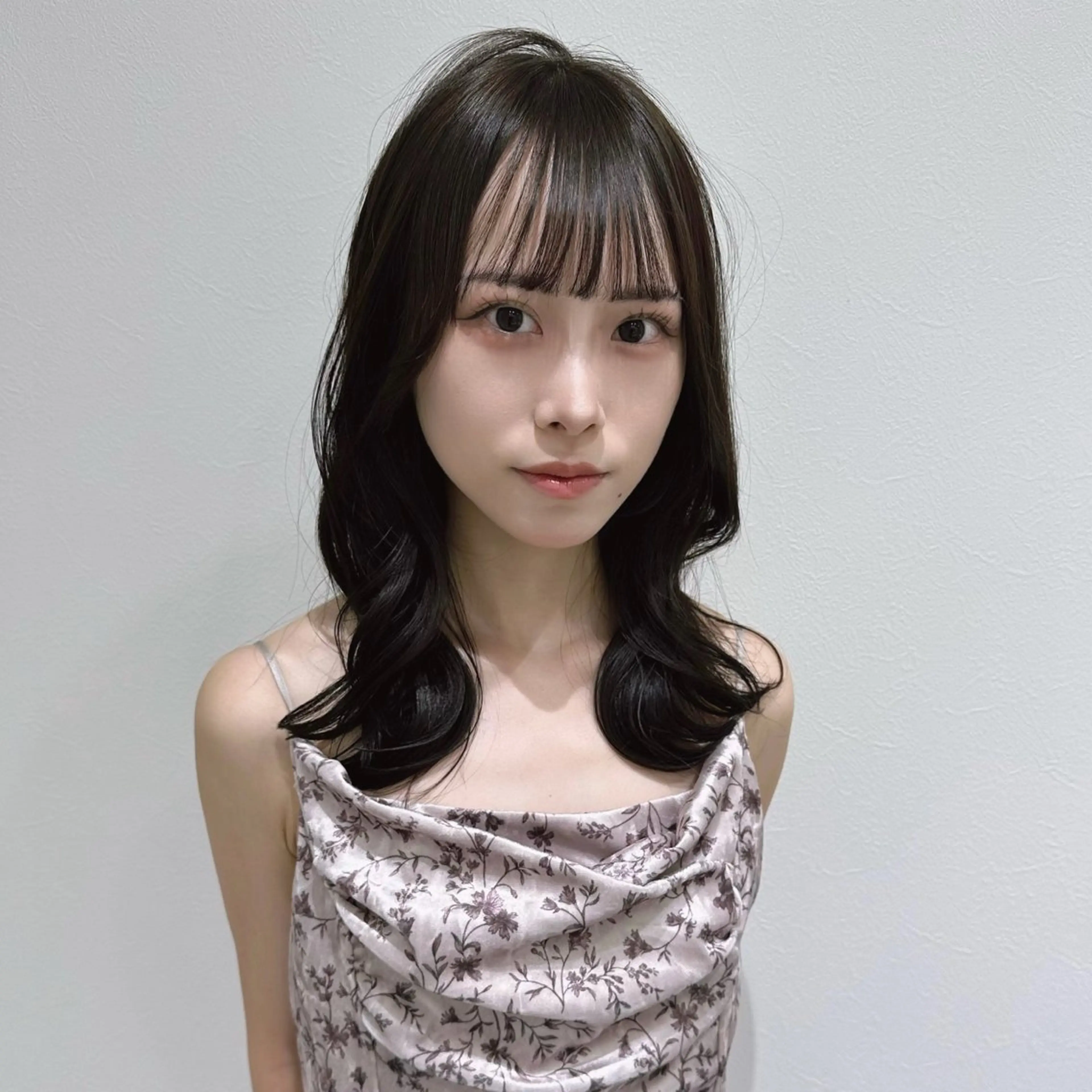ミディアム くびれヘア 髪質改善 ヨシンモリ 韓国風ヘア レイヤーカット 韓国𝐻𝑎𝑖𝑟 🇰🇷🖤ハラのヘアスタイル