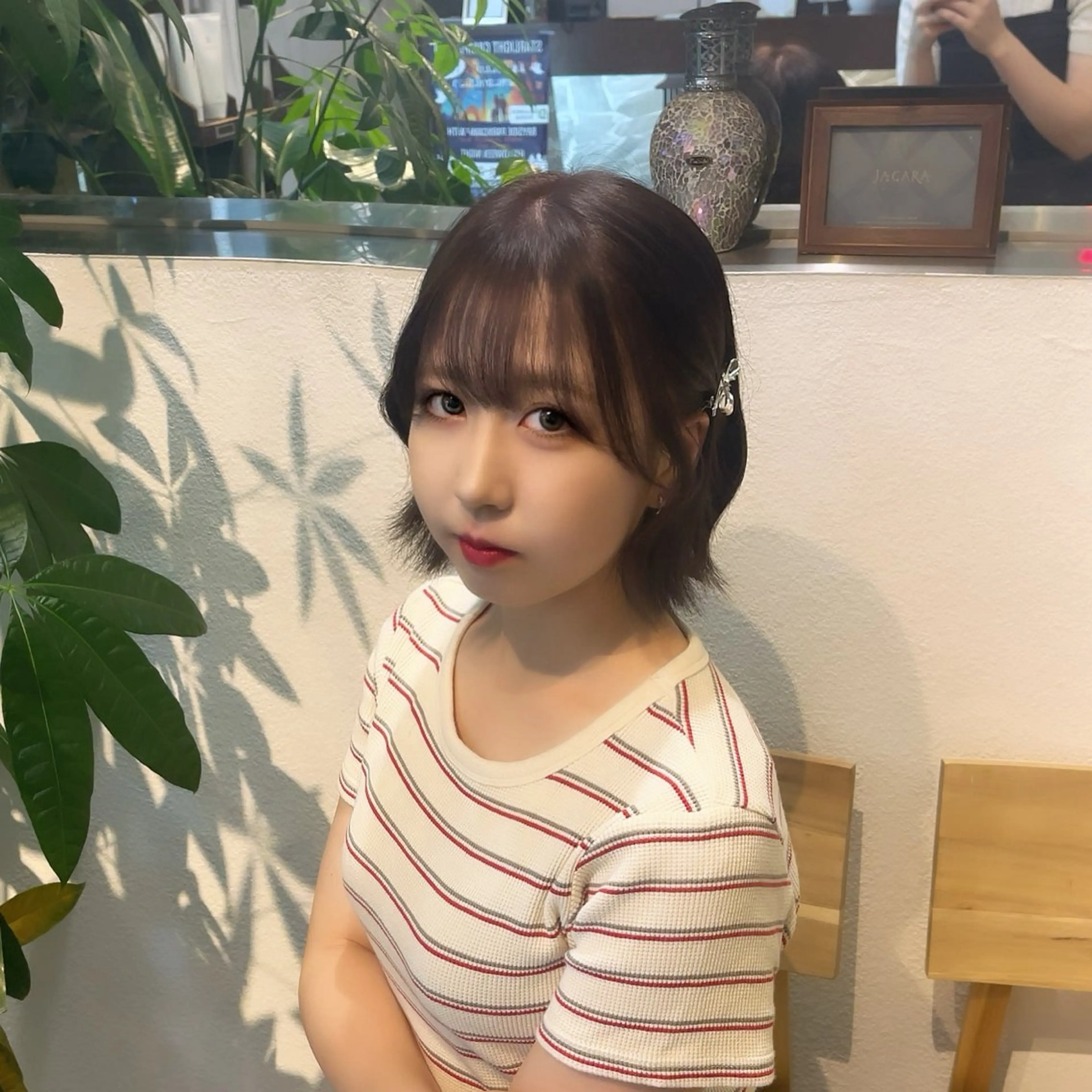 ショート パープルカラー ボブ 顔周りカット 似合わせカット 小顔カット suzuka/透明感 /顔周り/美髪矯正のヘアスタイル