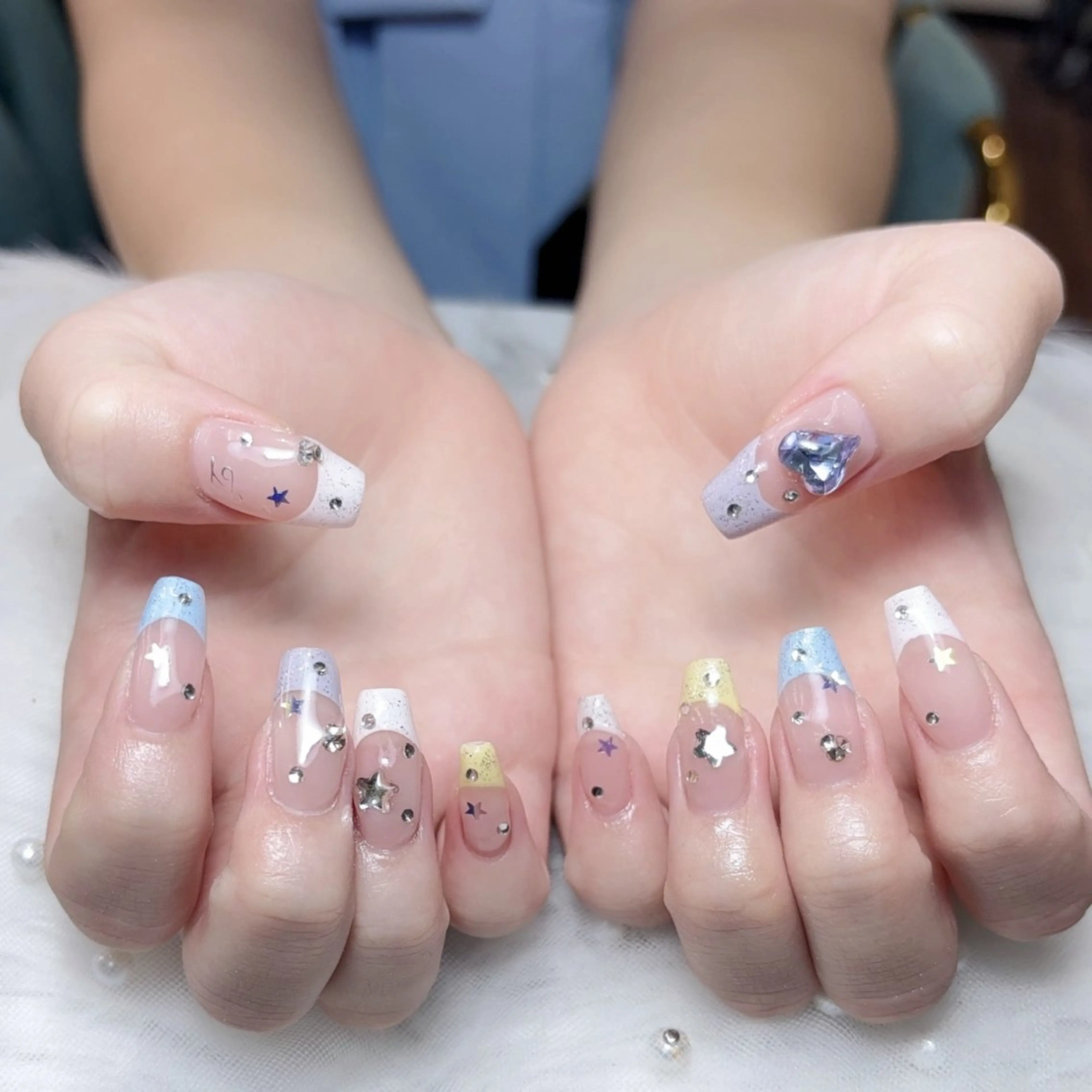 ネイル キラキラネイル マグネットネイル スカルプネイル 春ネイル ハンドネイル Melody Nail所属・Melody 3D/スカルプ専門店のネイルデザイン