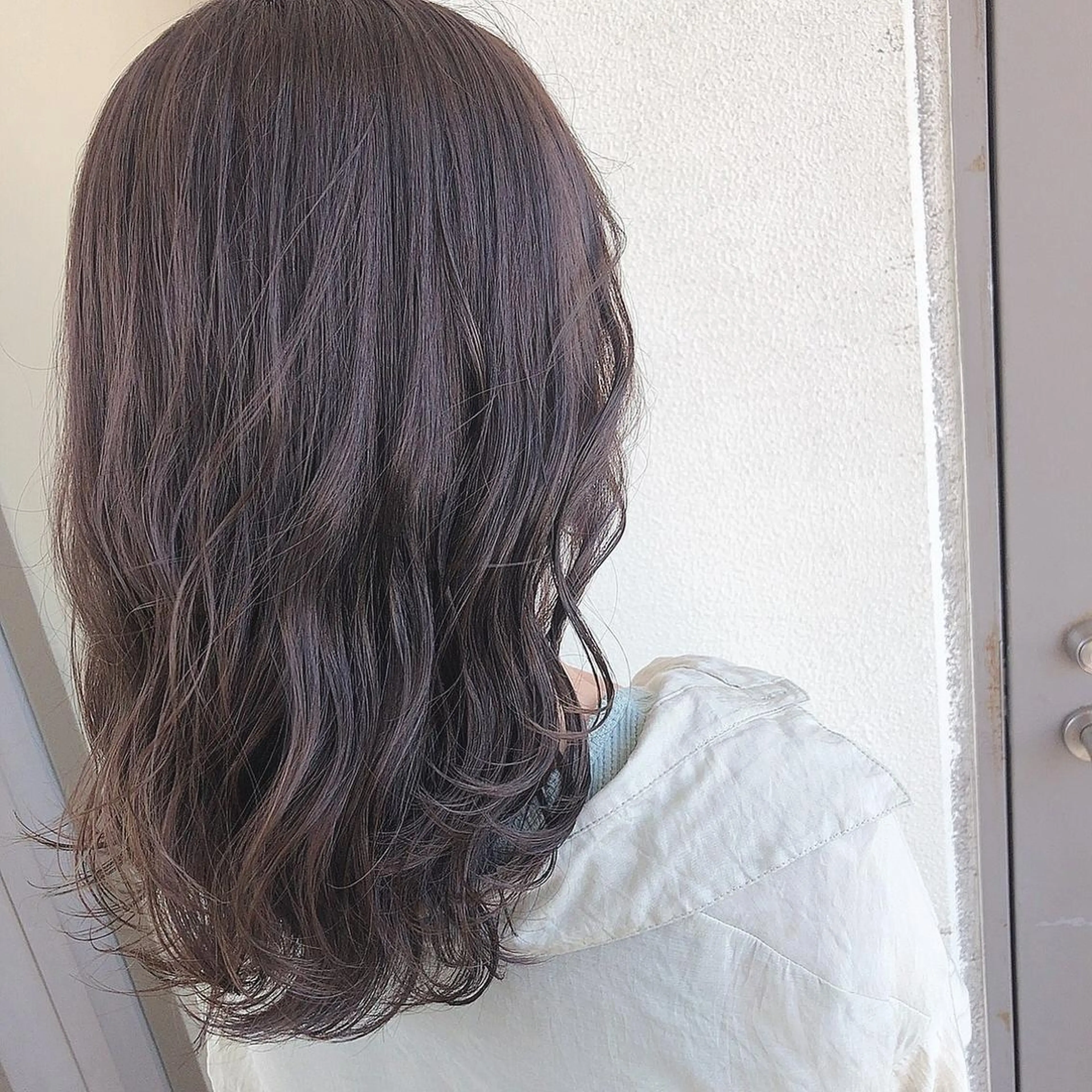 ミディアム カラー グレージュ beauty: beast 大名店のヘアスタイル