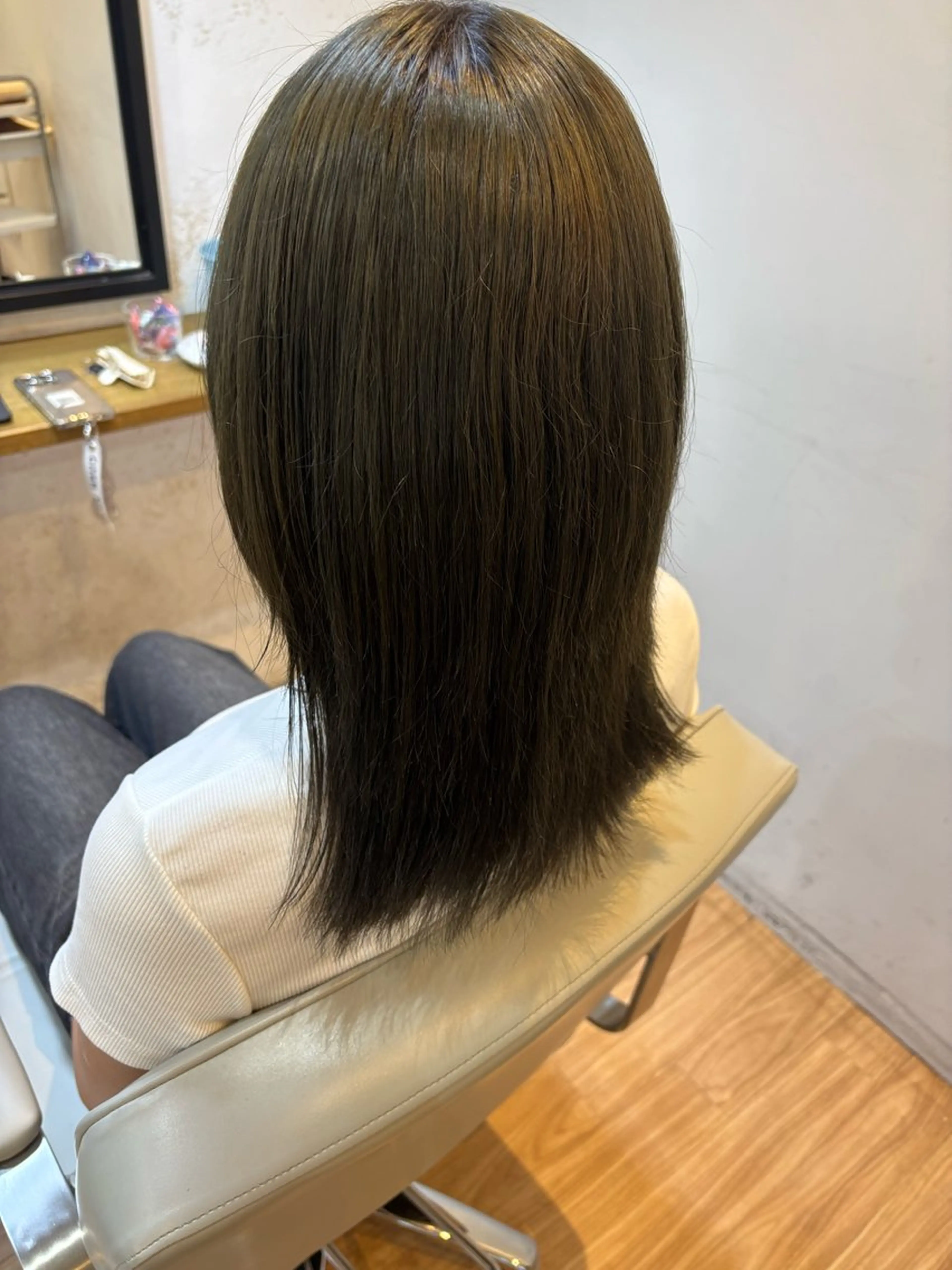 ミディアム ヘアカラー 韓国ヘアー🇰🇷 MIWAのヘアスタイル