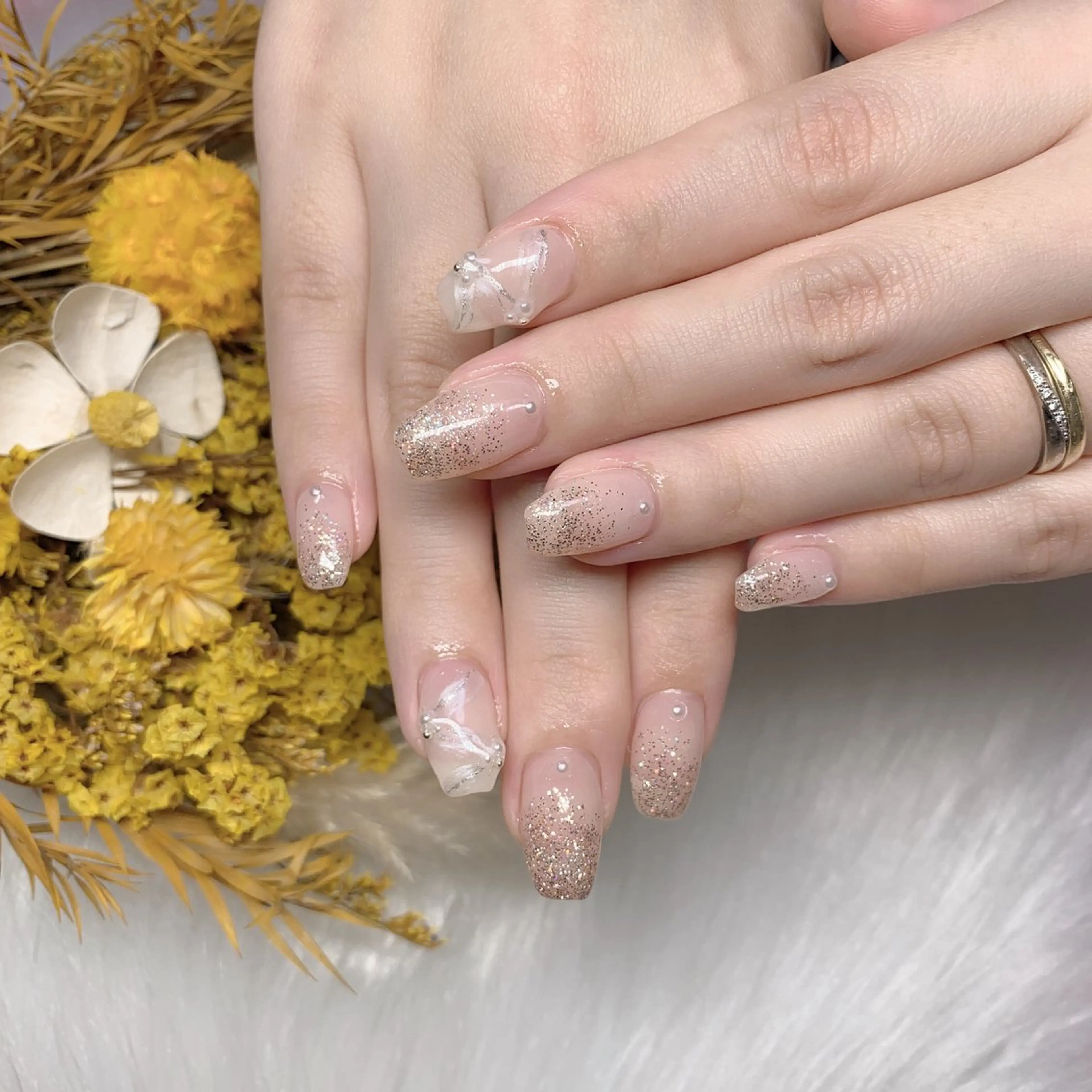 ネイル ハンドネイル 💅ネイルハウス🏡 🎀TOMO🎀のネイルデザイン