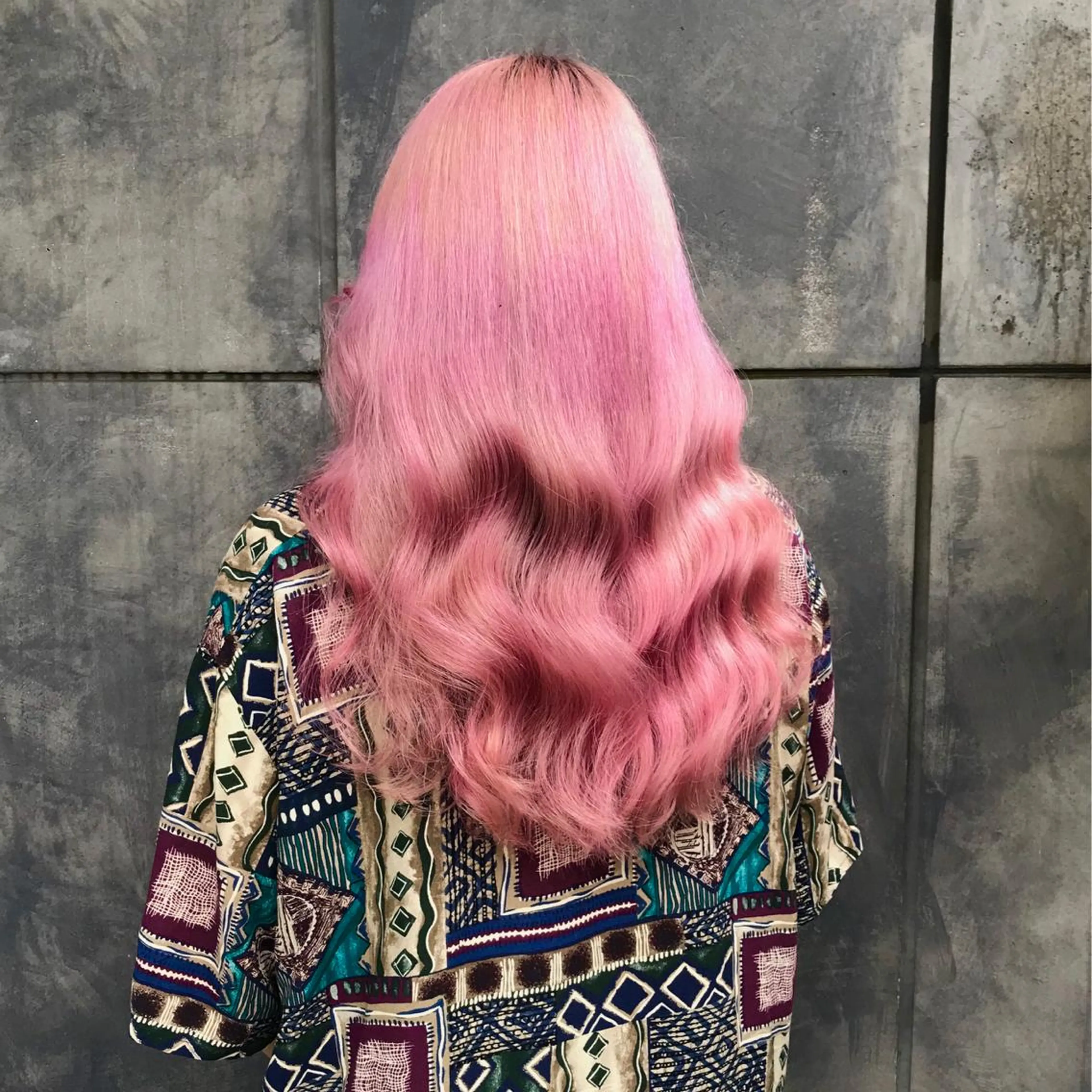 ロング カラー ブリーチ ピンクカラー ヨシンモリ ムルギョル巻き 韓国風ヘア K-POP好き美容師 🇰🇷Kai.Yのヘアスタイル