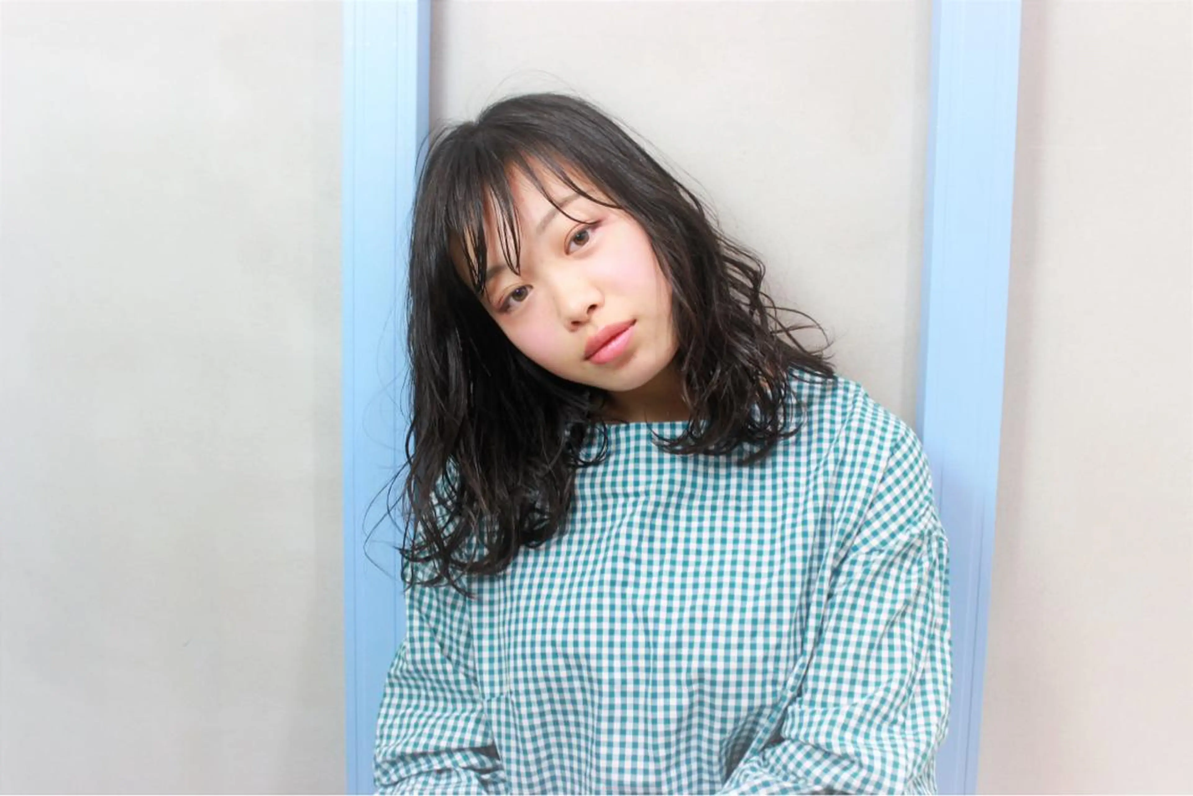 ミディアム カット ヘアカラー トリートメント 所渉/韓国レイヤー /ウルフカットのヘアスタイル