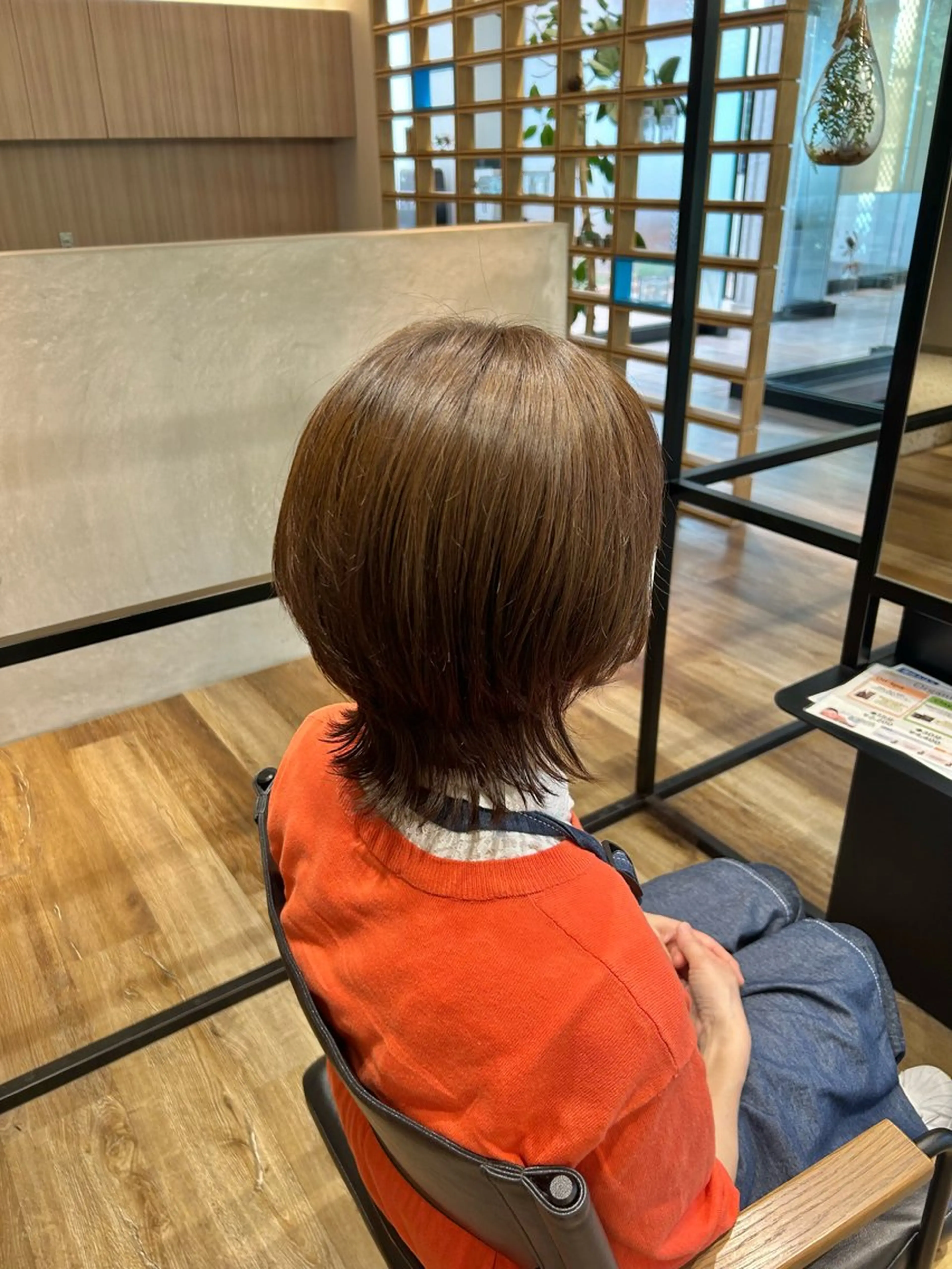 ミディアム ウルフカット カット 村松 麻菜のヘアスタイル