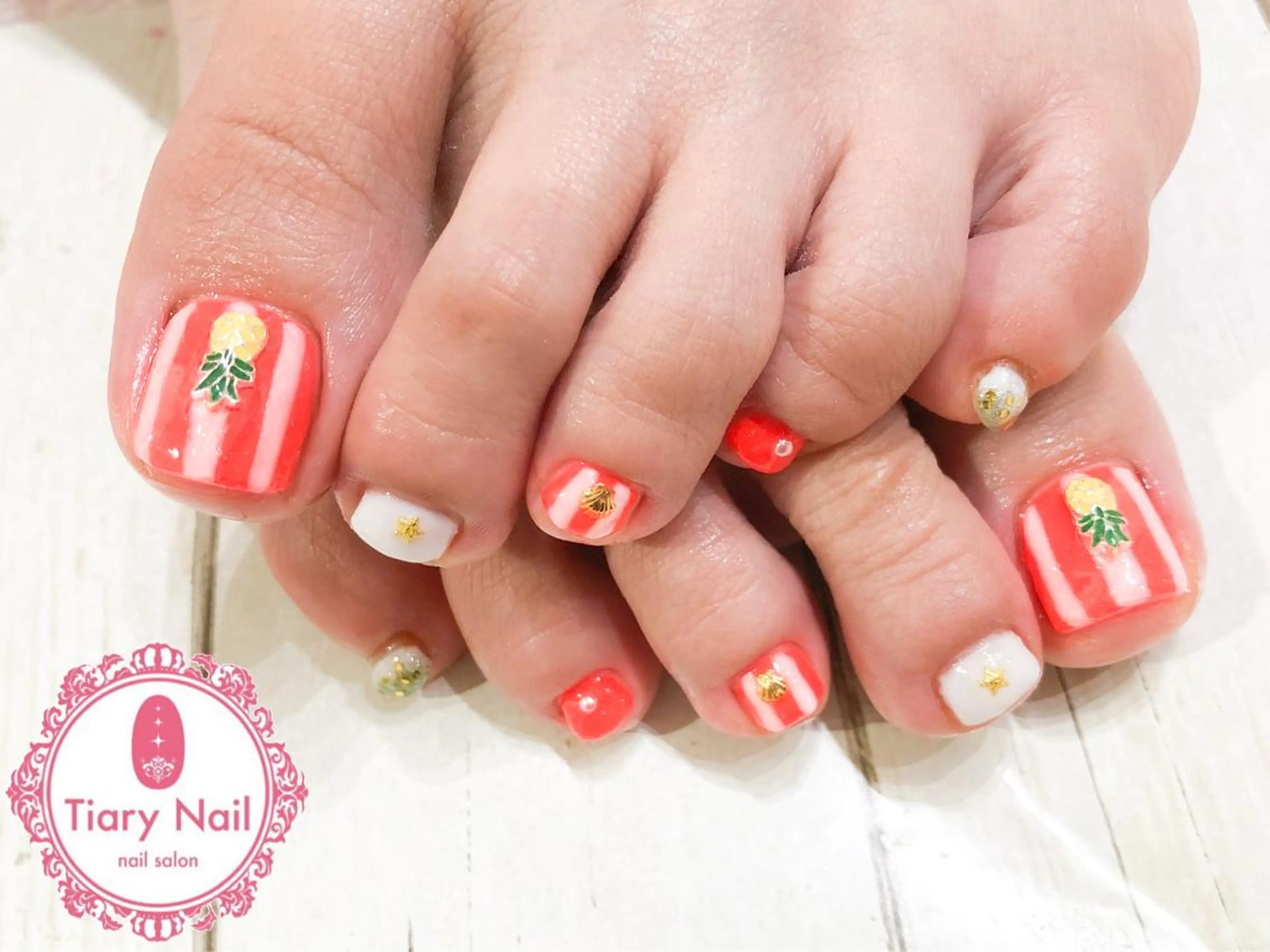 ネイル tiarynail K K🐼のネイルデザイン