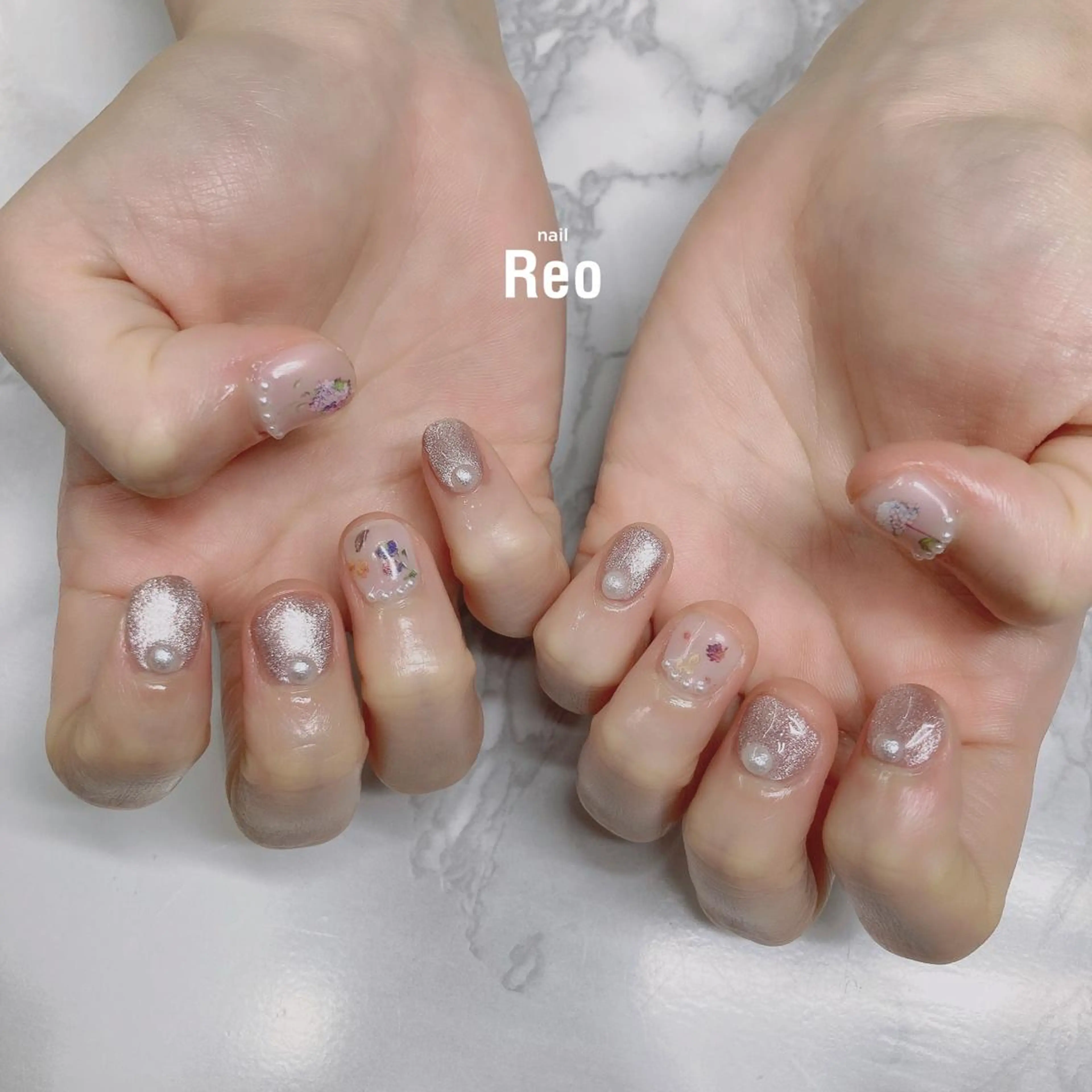 ミディアム ネイル Reonail 💕Kana💕のネイルデザイン