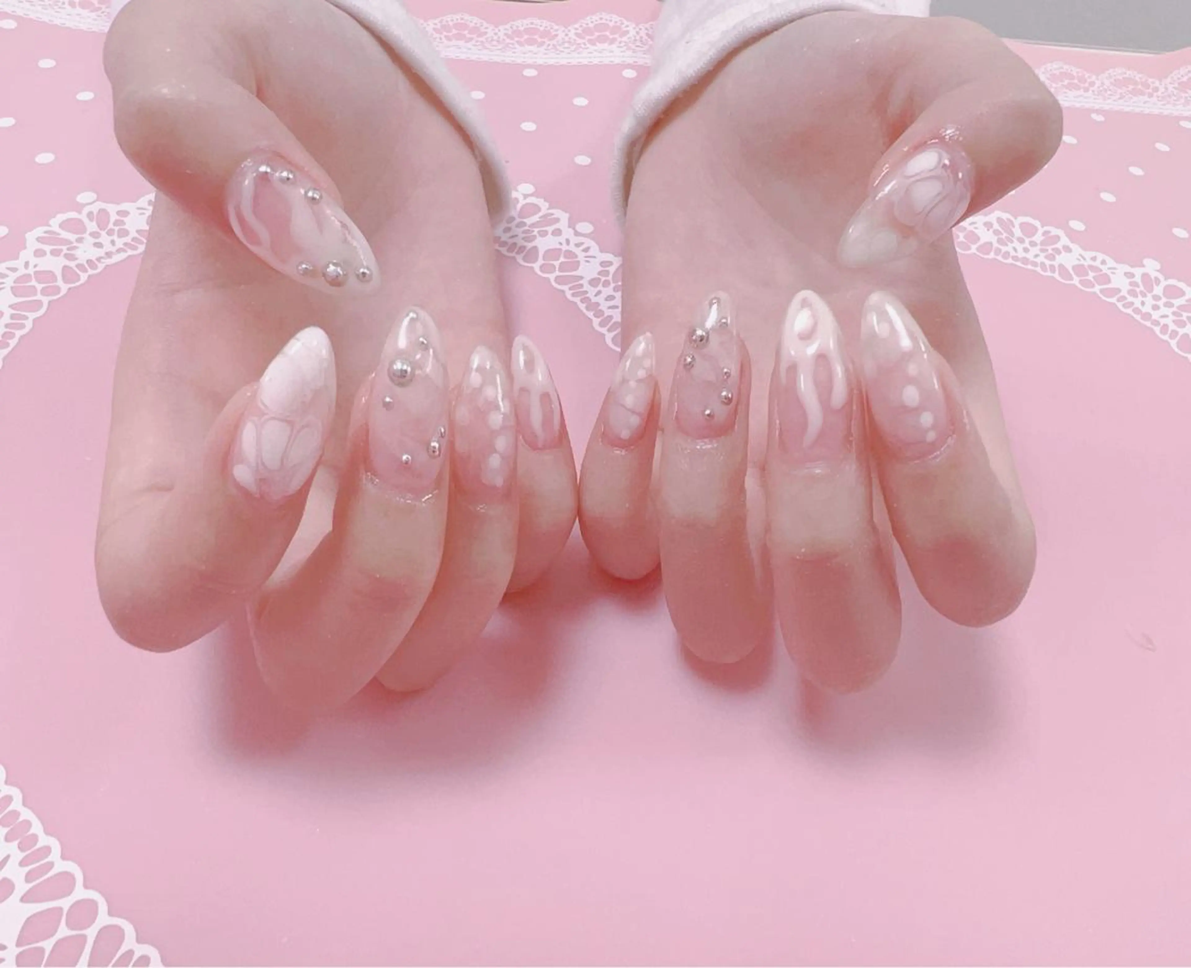 ネイル はぴねす所属・横浜 美夢のネイルデザイン