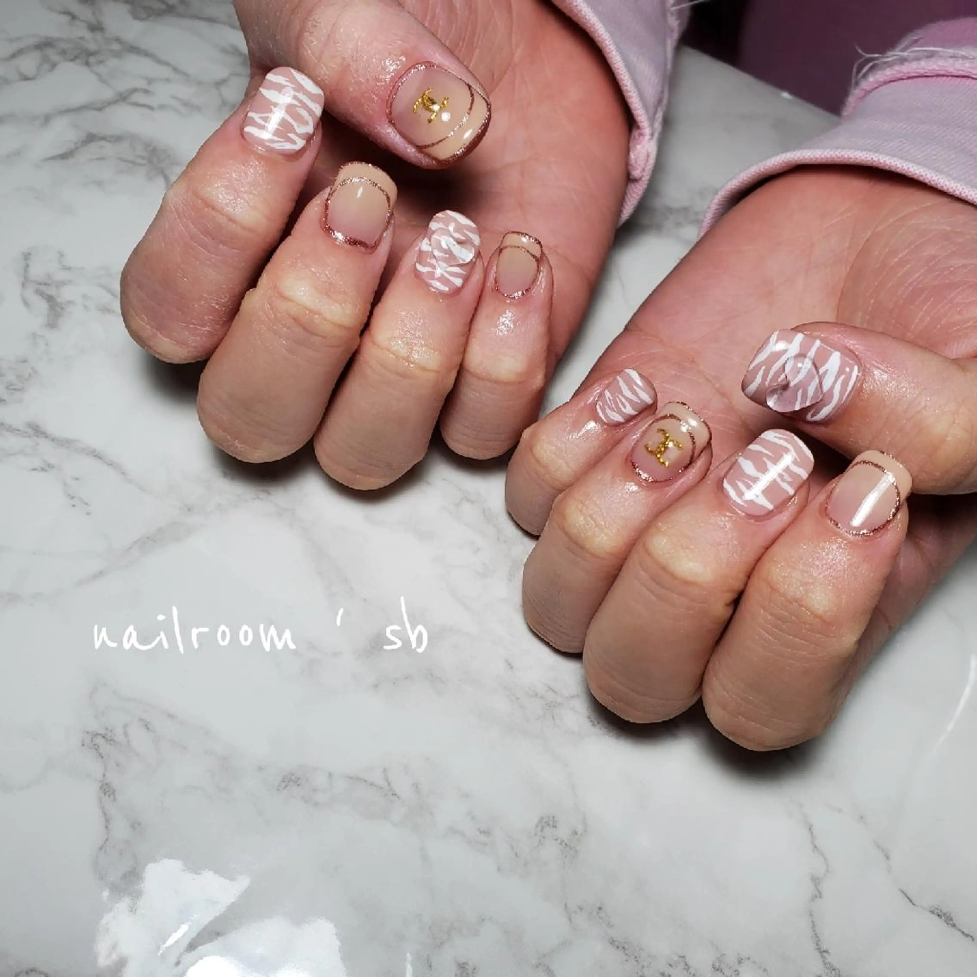 ネイル ハンドネイル nailroom‪ sb‪‪𓈒𓂂𓏸のネイルデザイン